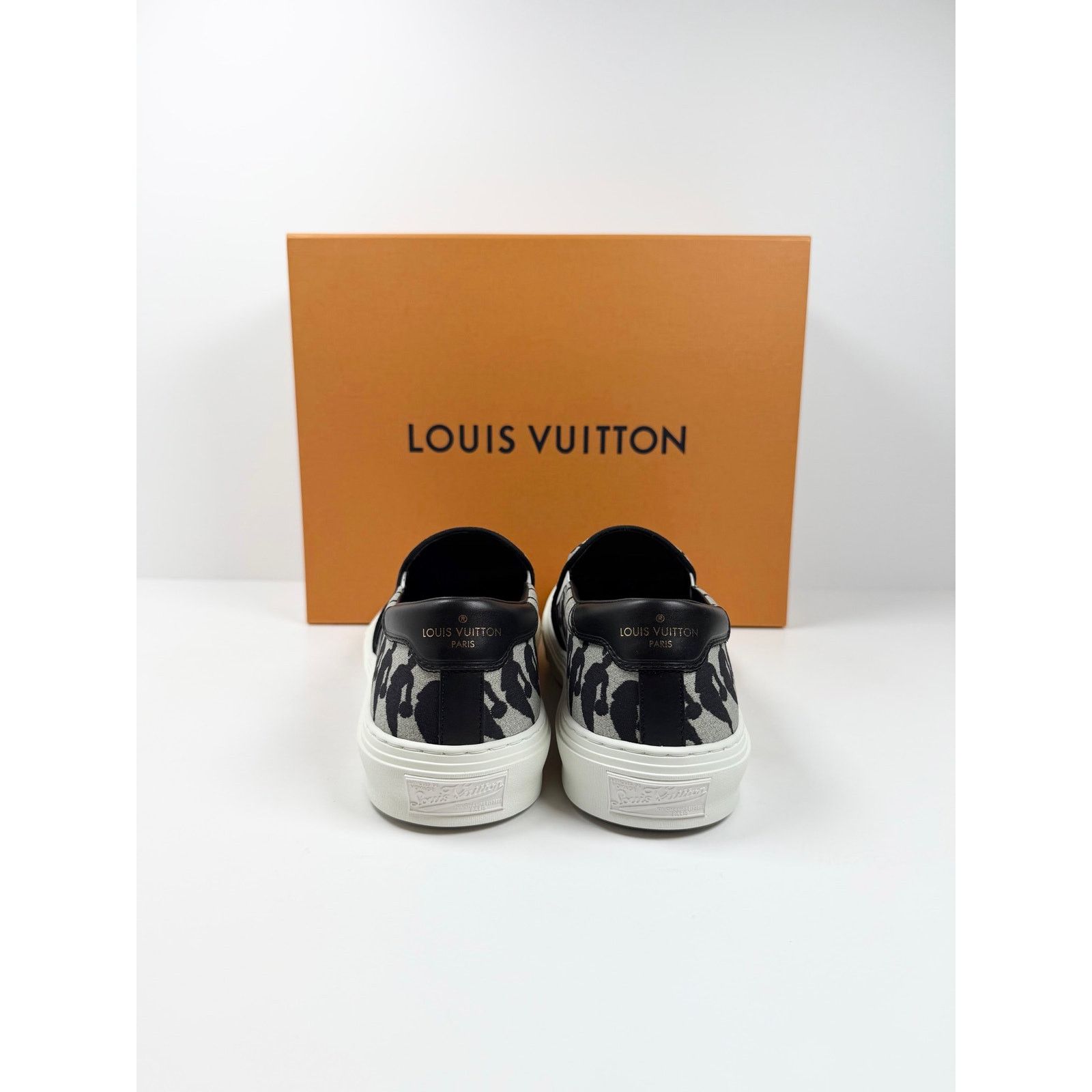 Louis Vuitton Size 7LV/8US - Louis Vuitton x NBA Trocadero Slip On NEW Size US 8 / EU 41 - 5 Thumbnail