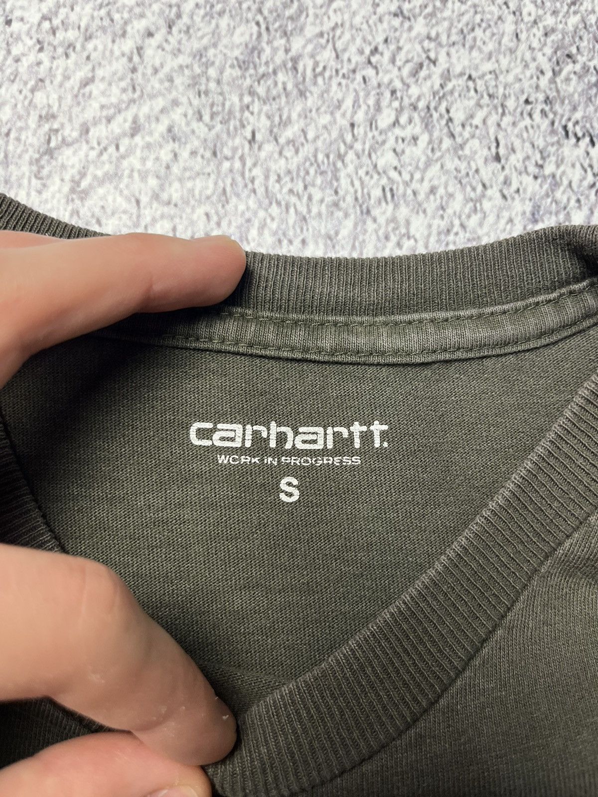 Carhartt Vintage Carhartt Distressed T-shirts Streetwear Y2K Size US S / EU 44-46 / 1 - 10 Thumbnail