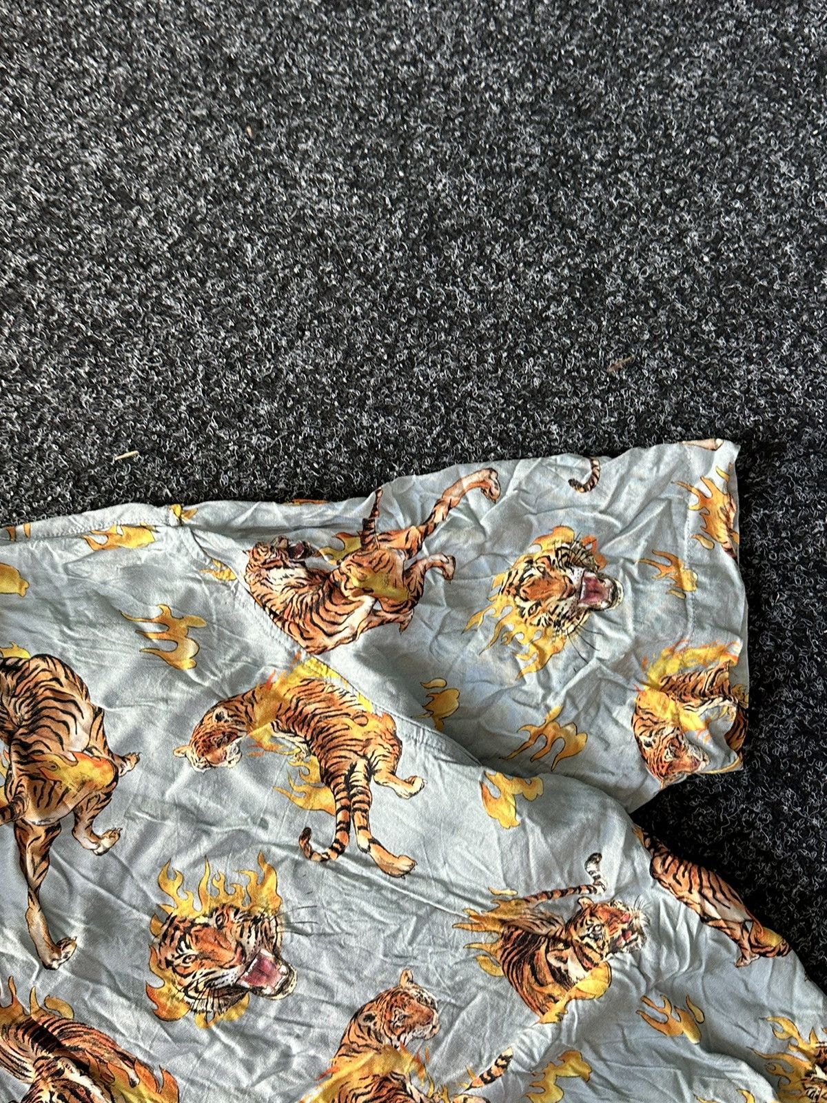 Vintage 🚨Vintage 90s TIGER Hawaiian Shirt print Y2K MOSCHINO STYLE Size US XL / EU 56 / 4 - 4 Thumbnail