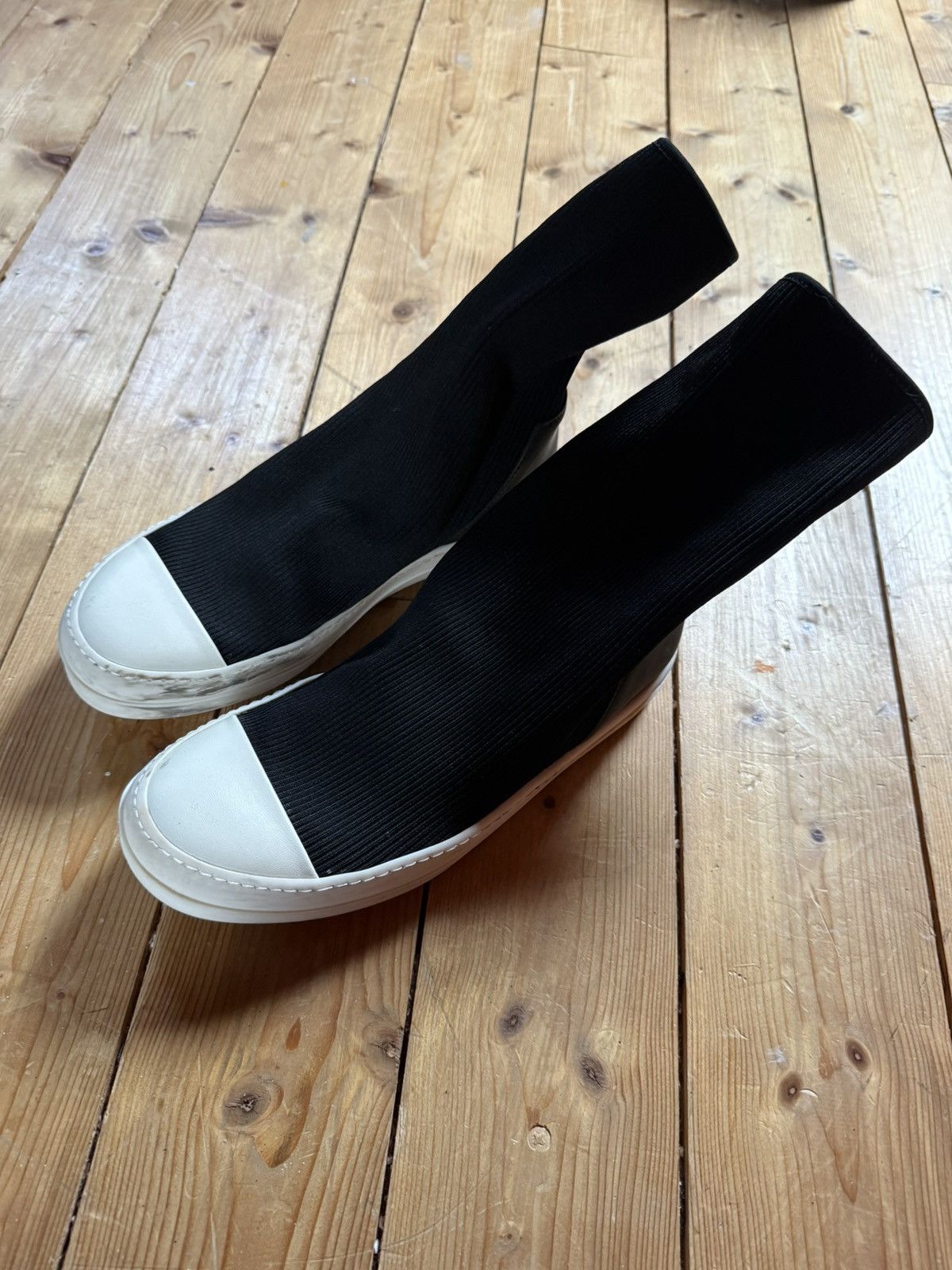 Rick Owens Drkshdw Rick Owens DRKSHDW SOCK Ramones Size US 7 / EU 40 - 1 Thumbnail