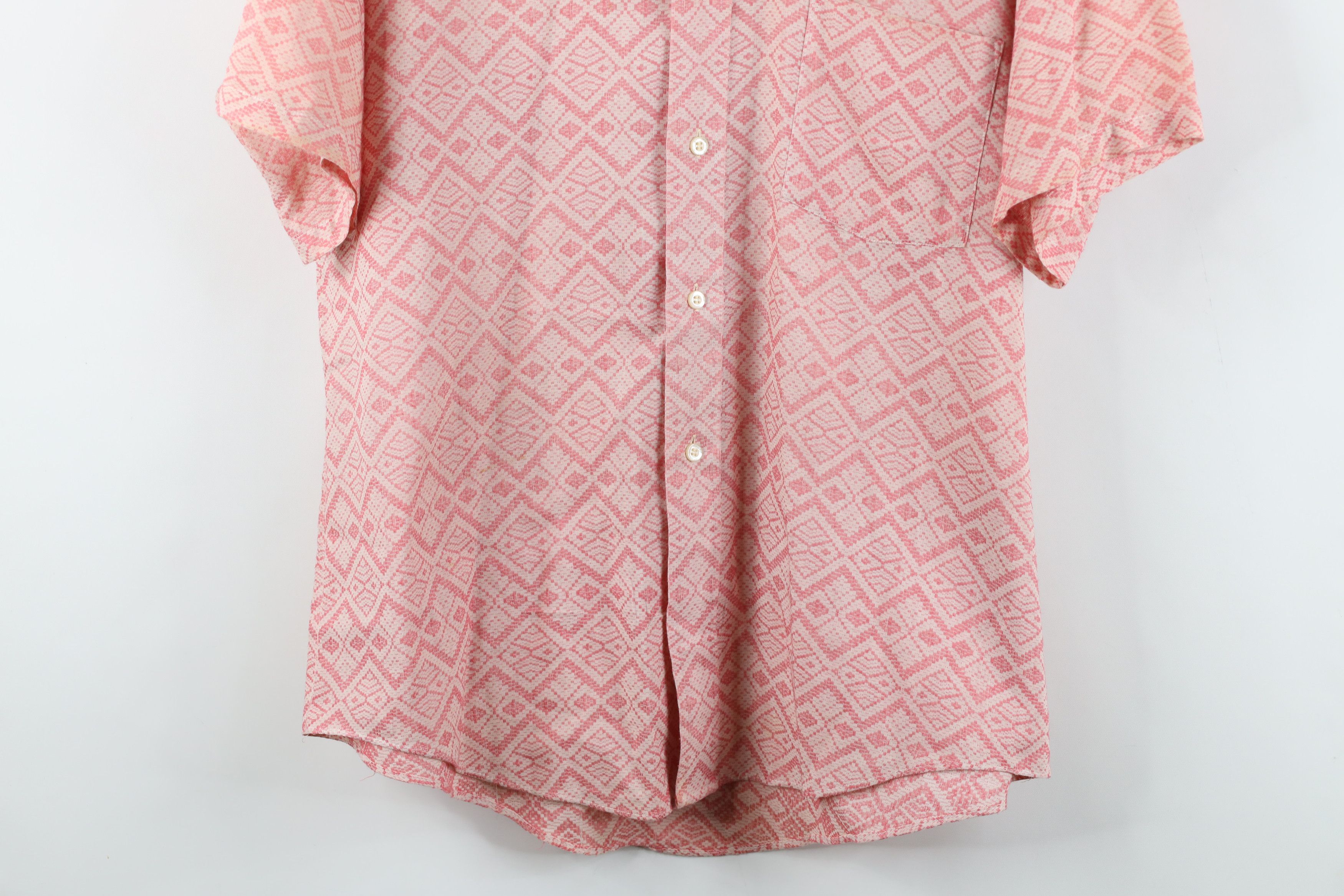 Vintage Vintage 60s Macys Geometric Collared Button Shirt Pink USA Size US XL / EU 56 / 4 - 3 Thumbnail
