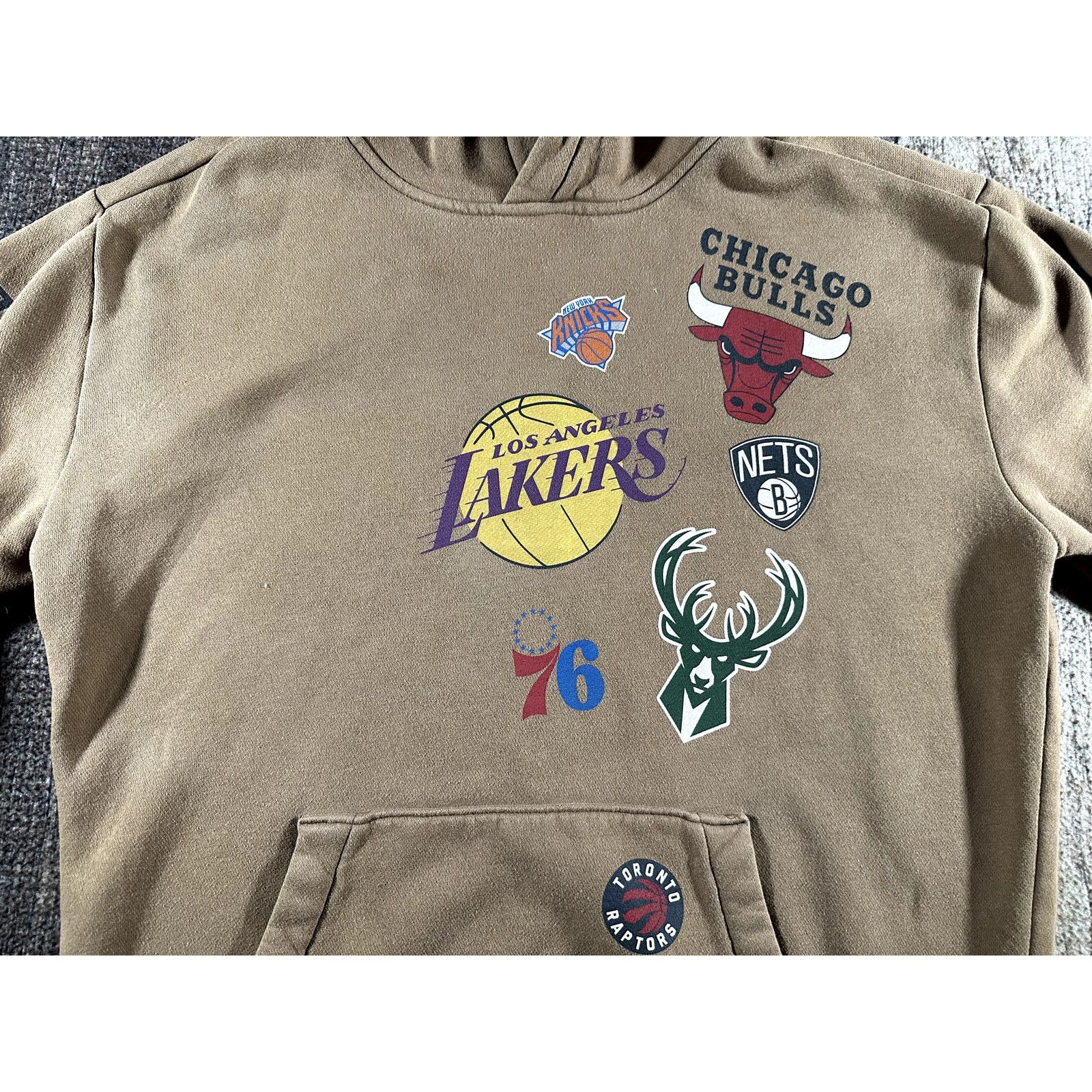 Hollister Hollister Nba Pullover Hoodie Team Logos Basketball Unisex Size US S / EU 44-46 / 1 - 3 Thumbnail