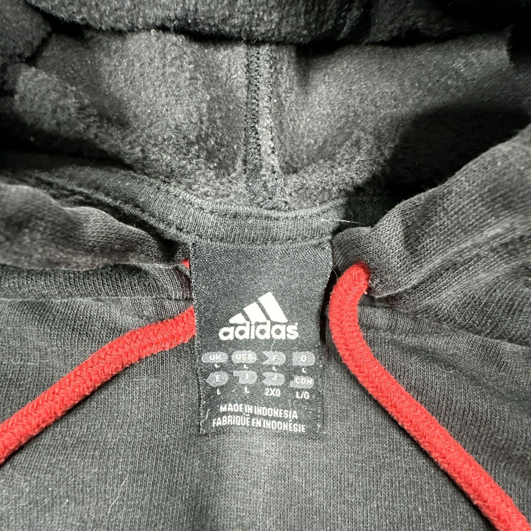 Adidas Adidas Men's L Sweatshirt Hoodie Trefoil 2010 Black Red 3 Stripes P53713 AUF002 Size US L / EU 52-54 / 3 - 3 Thumbnail