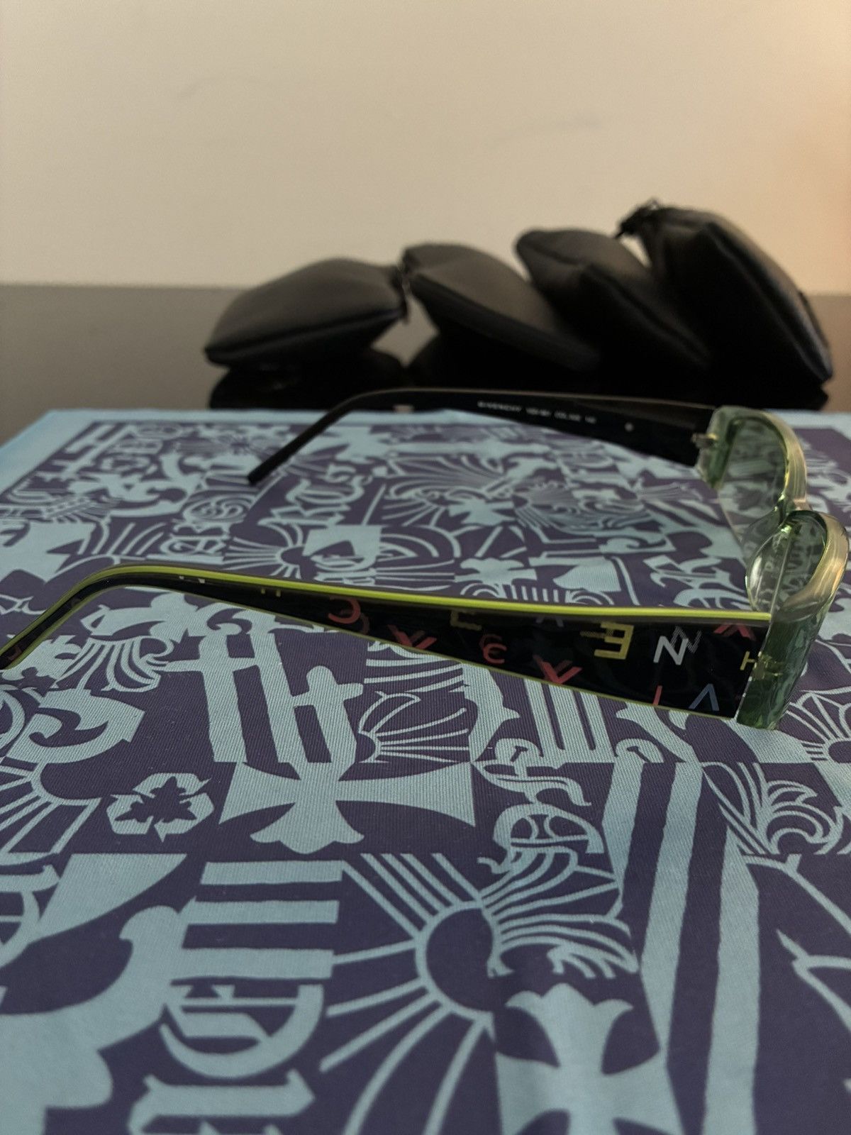 Givenchy Givenchy Retro Chiq Sunglasses Size ONE SIZE - 2 Thumbnail