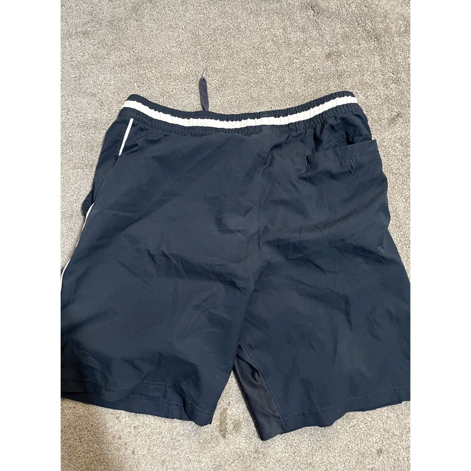 Nike Nike Dri-Fit Court Shorts Mens Small 9.5" Inseam White Navy Blue 363590 Shorts Size US 29 - 2 Thumbnail
