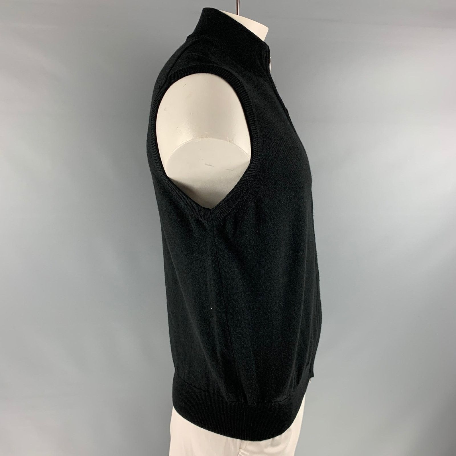 Neiman Marcus NEIMAN MARCUS Black Merino Wool Blend Zip Up Vest (Indoor) Size US L / EU 52-54 / 3 - 2 Thumbnail