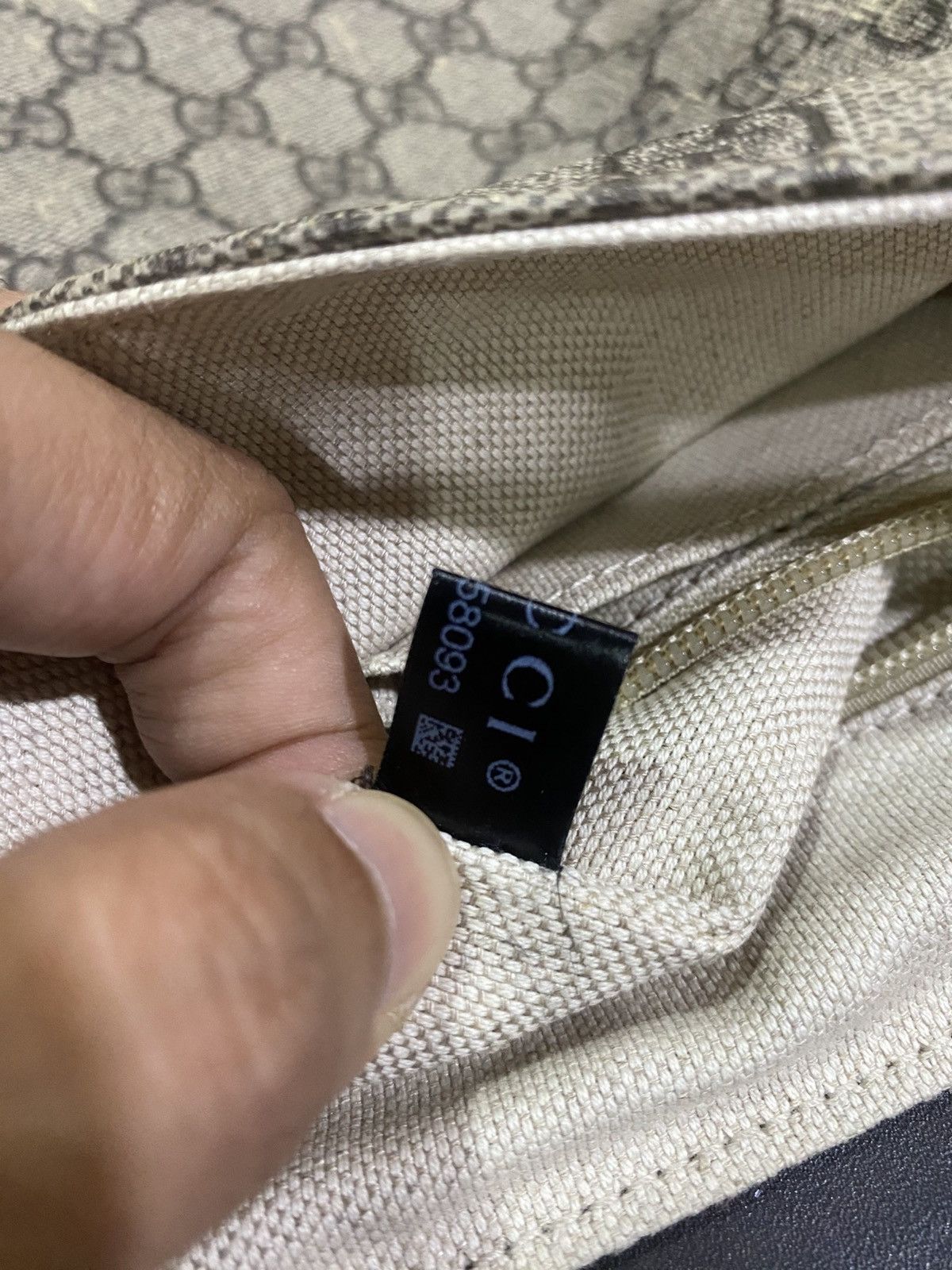 Gucci Authentic Gucci GG Supreme Flap Messenger Bag Size ONE SIZE - 18 Thumbnail