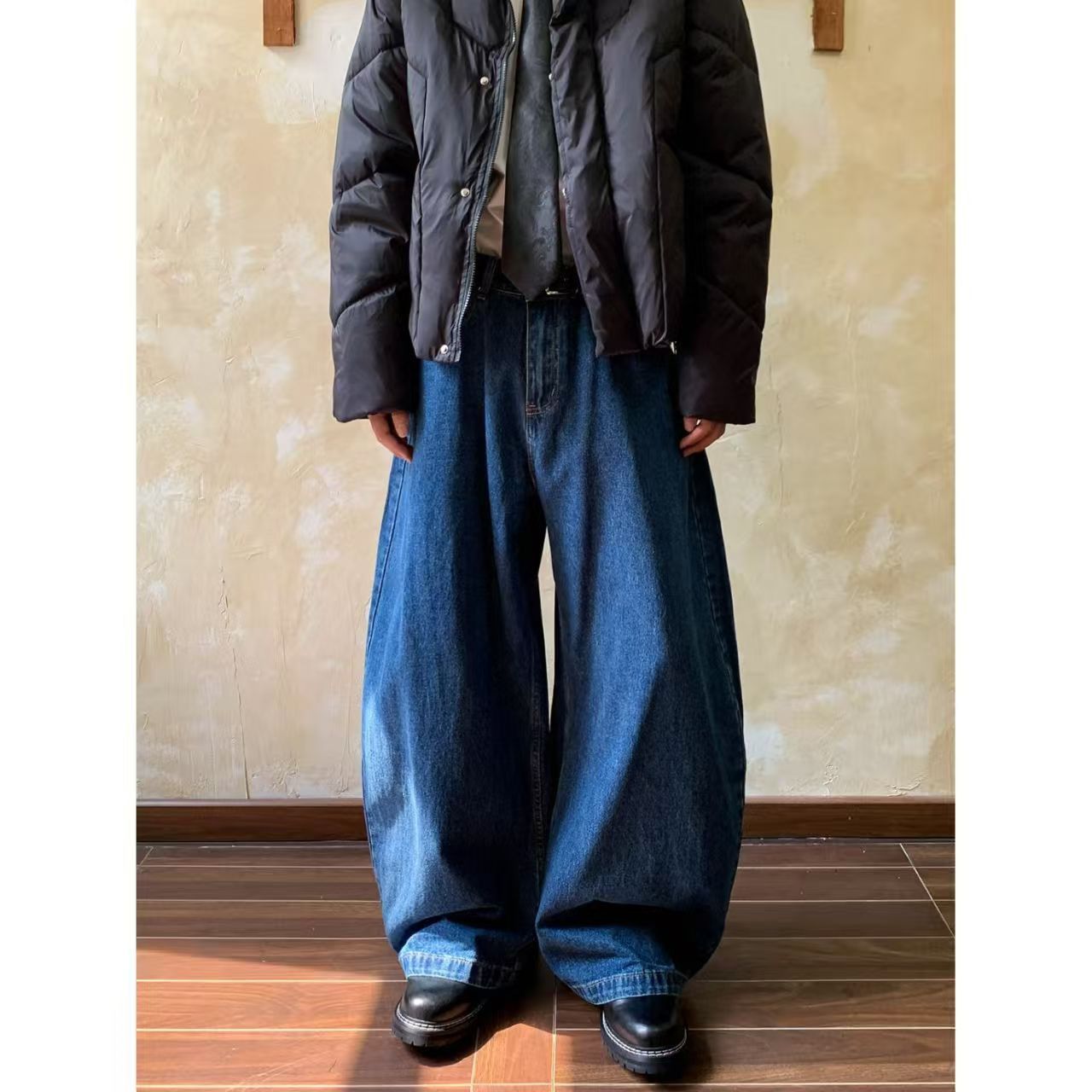Vintage Blue washed vintage curved jeans Size US 32 / EU 48 - 1 Thumbnail