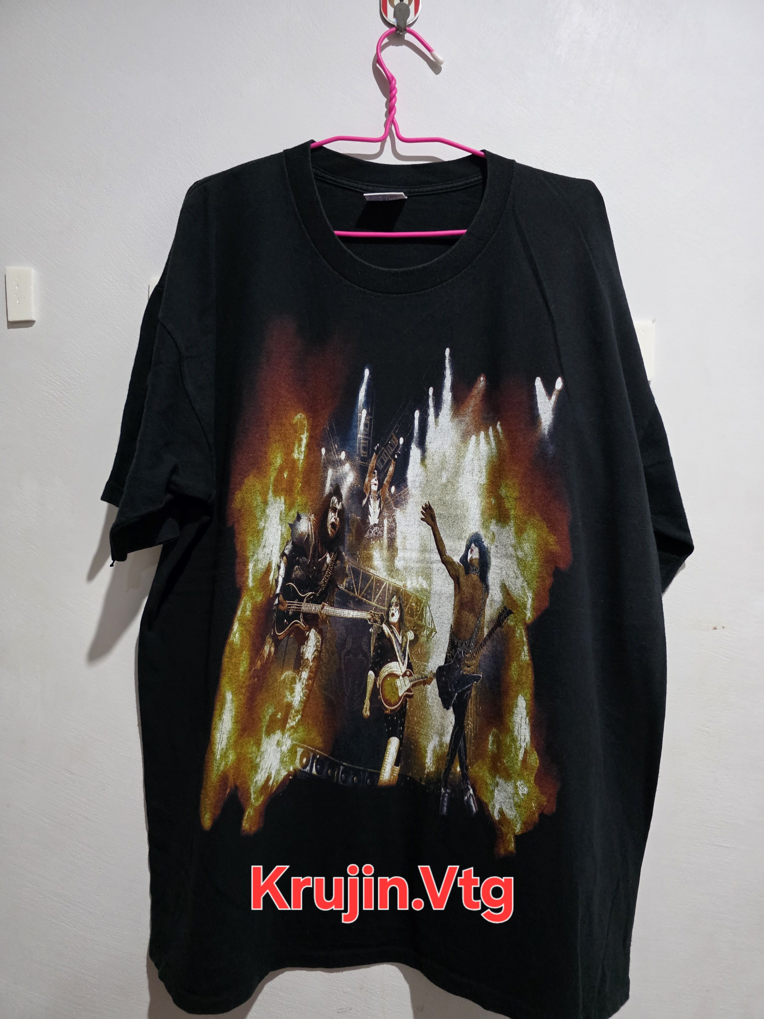Other This KISS band t-shirt, "Rocks Phoenix! Size US XL / EU 56 / 4 - 1 Thumbnail