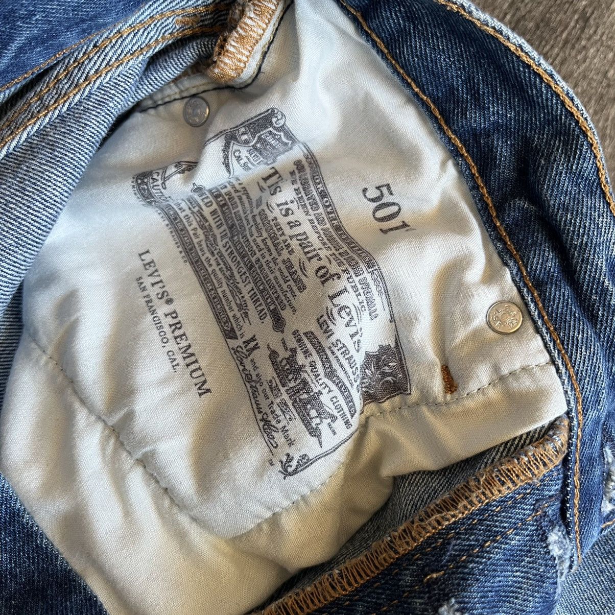 Levi's × Levi's Vintage Clothing × Vintage Vintage Levi’s 501 Big E Straight Leg Buttonfly Denim Jeans Size US 27 - 12 Thumbnail