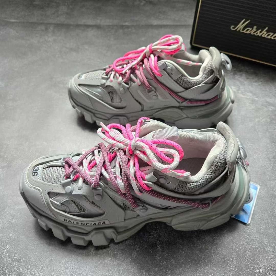 Balenciaga Balenciaga Multi Lowtop Sneakers 36 Women Size US 6 / IT 36 - 1 Thumbnail
