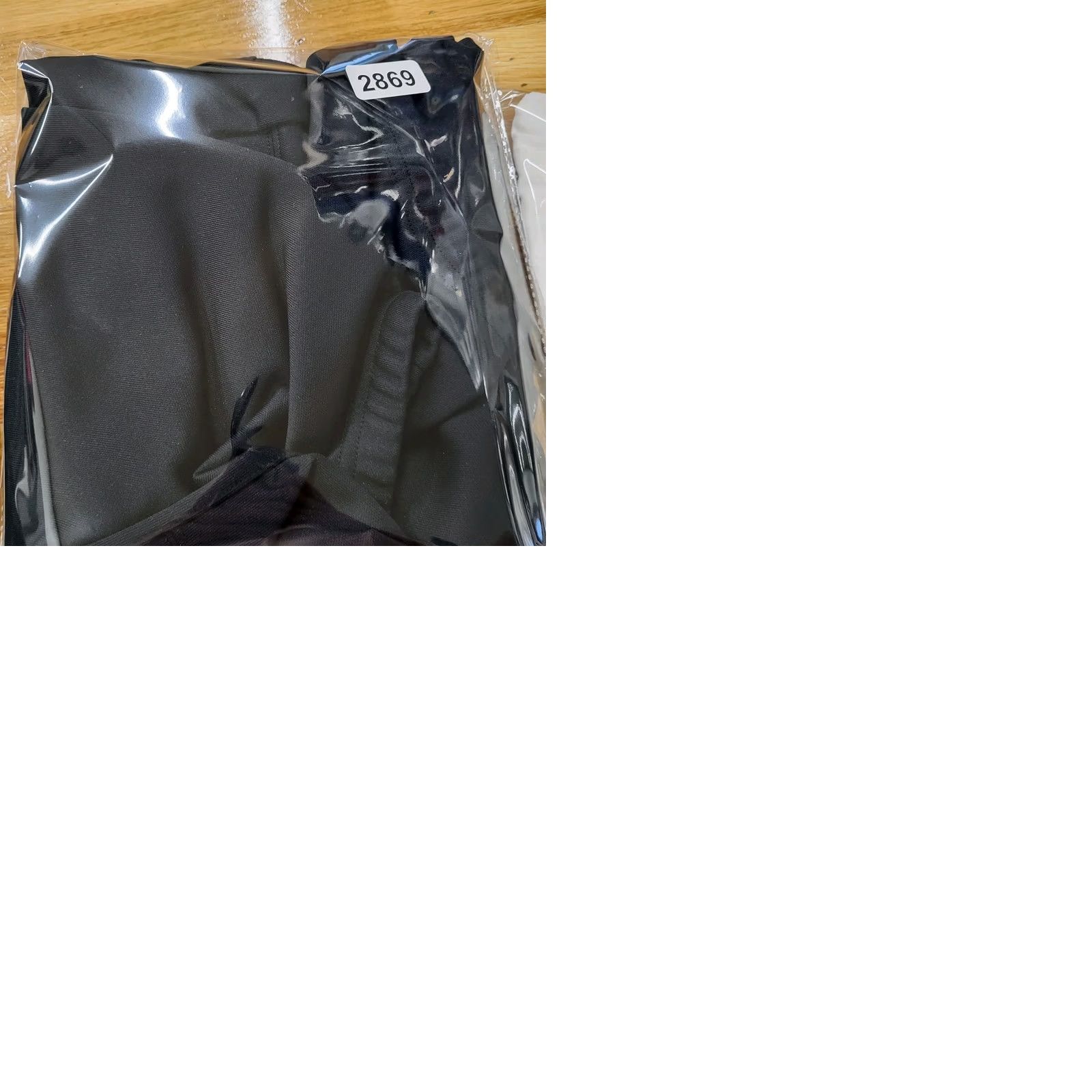 Under Armour Under Armour Women Pants Black Capri Stretch Outdoor Sports Tapered Inseam see pic's L Size 36" / US 14 / IT 50 - 10 Thumbnail