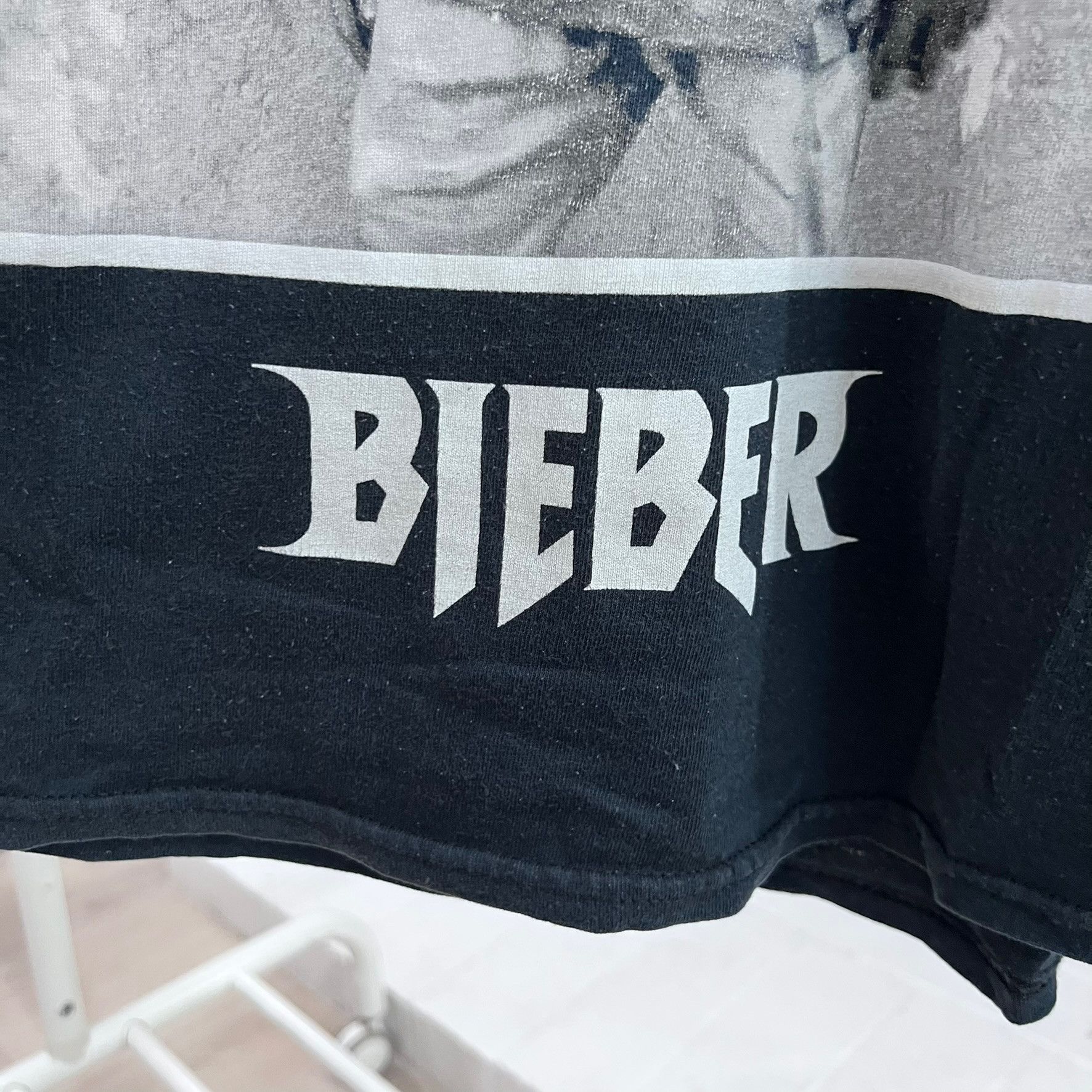 Justin Bieber Vintage Justin Bieber 'Run It' Purpose Tour Merch '16 Tshirt Size US L / EU 52-54 / 3 - 4 Thumbnail