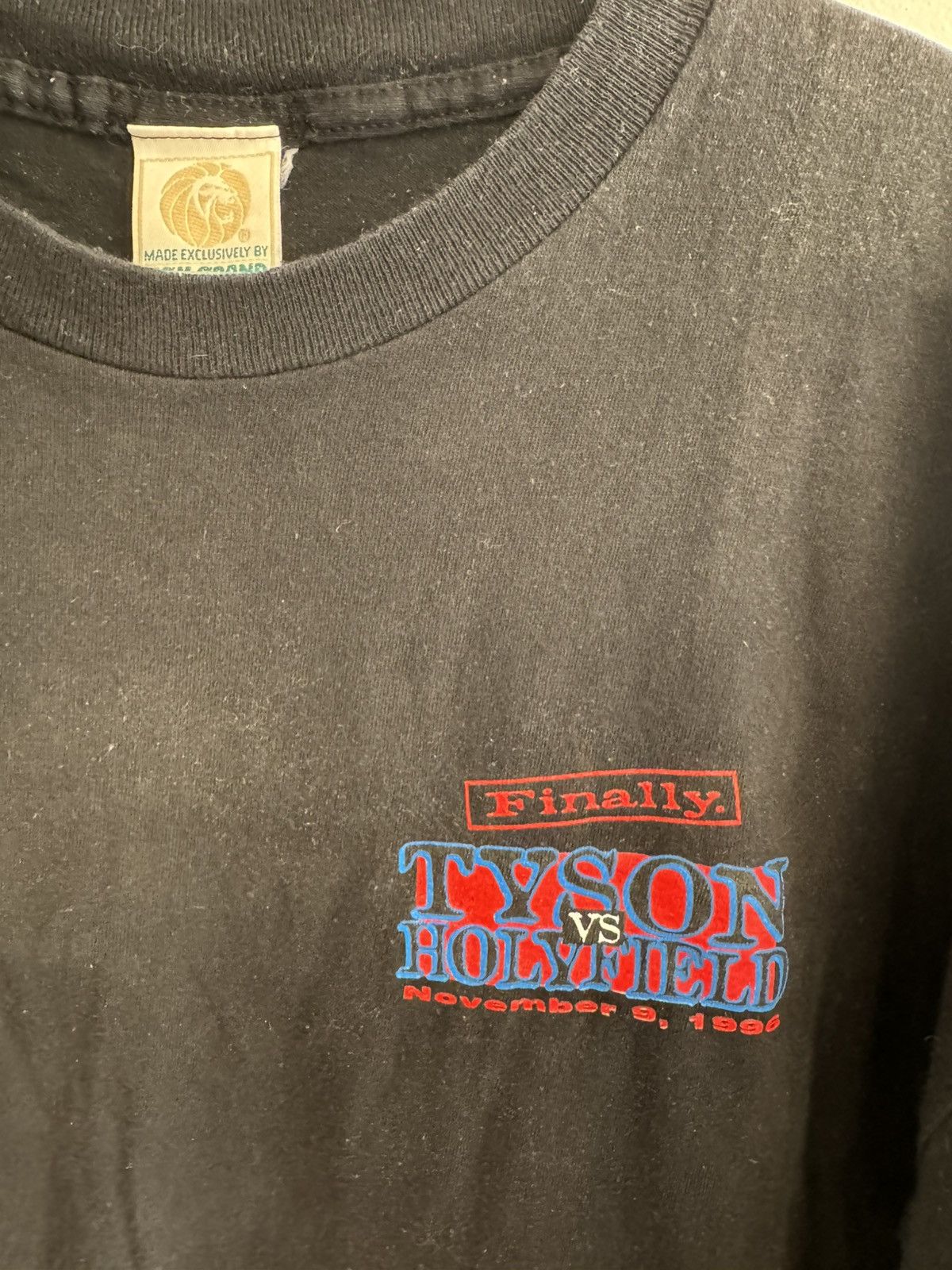 Vintage Vintage Mike Tyson vs Holyfield 1996 Shirt Mens XL MGM Black Size US XL / EU 56 / 4 - 3 Thumbnail