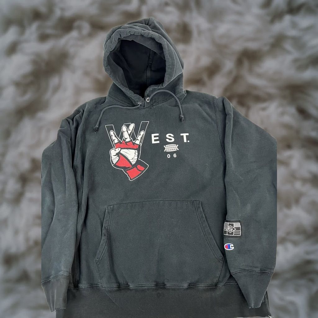 Champion × MoMA MoMa x Champion Hoodie | Grailed