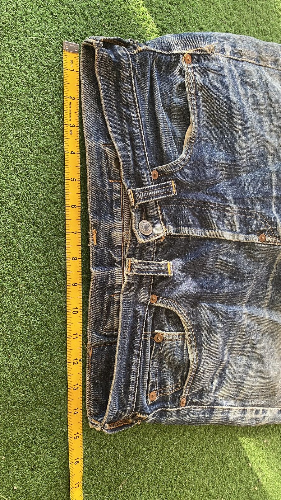 Levi's Vintage Clothing × Vintage Vintage Thrashed Levi’s 201 Big E Selvedge LVC Button 555 Size US 30 / EU 46 - 18 Thumbnail