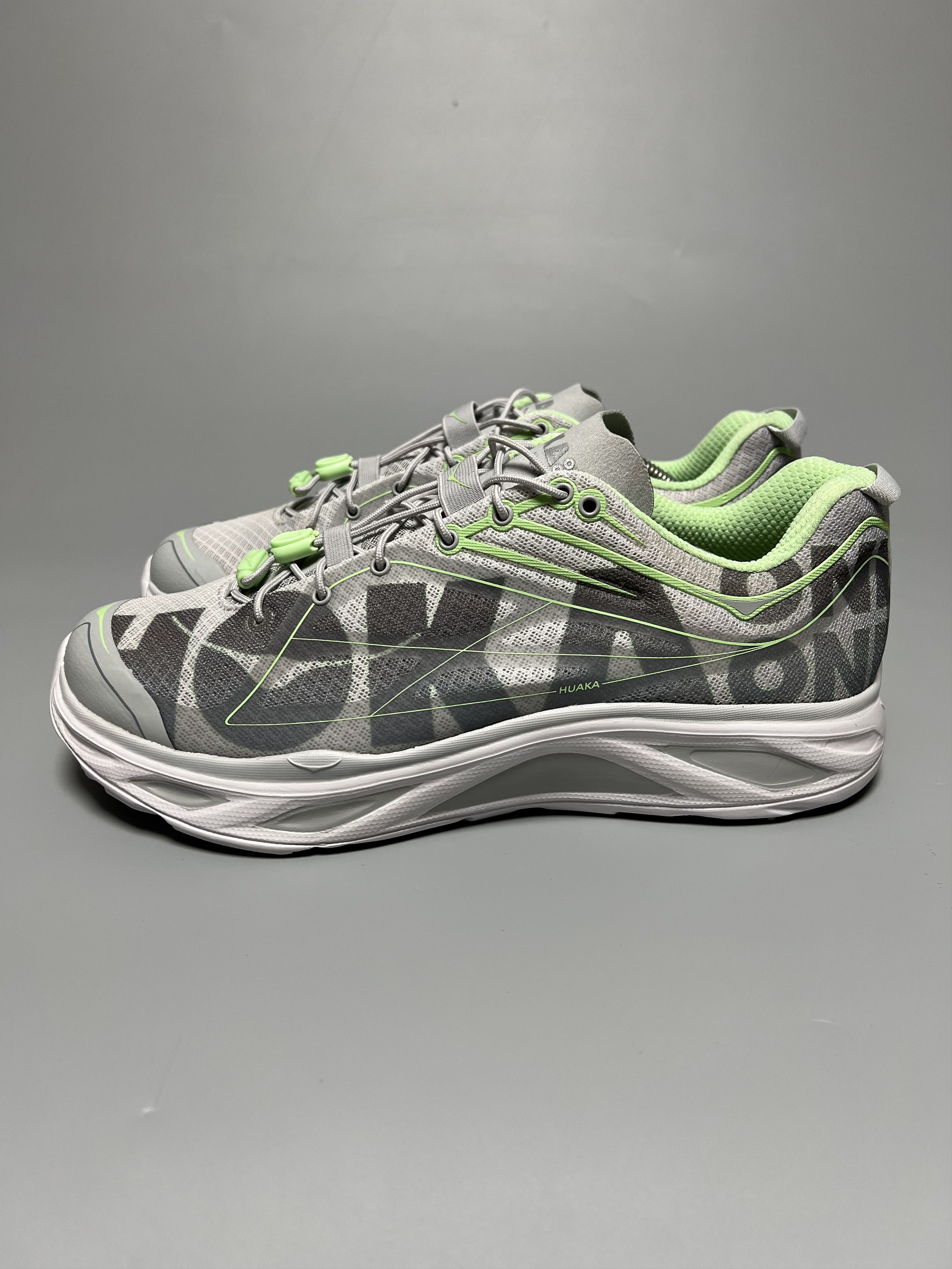 Hoka Hoka Huaka Origins Comfort Walking Shoes Sneakers Travel Size US 10 / EU 43 - 2 Thumbnail