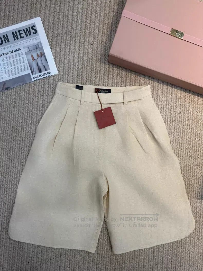 Loro Piana Loro Piana Beige Solid Zip Five-Panel Casual Shorts, 100% Size 26" / US 2 / IT 38 - 1 Thumbnail