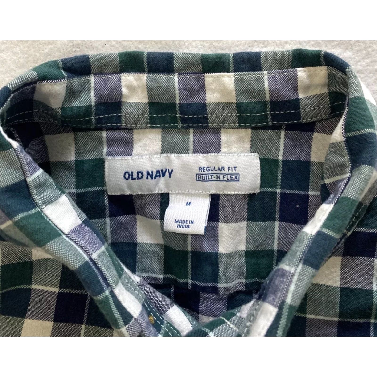 Old Navy Old Navy The Classic Shirt Button-Up Mens Size M Green Plaid Regular Fit Long Sleeve Button-Down Collar Shirt Size US M / EU 48-50 / 2 - 4 Thumbnail