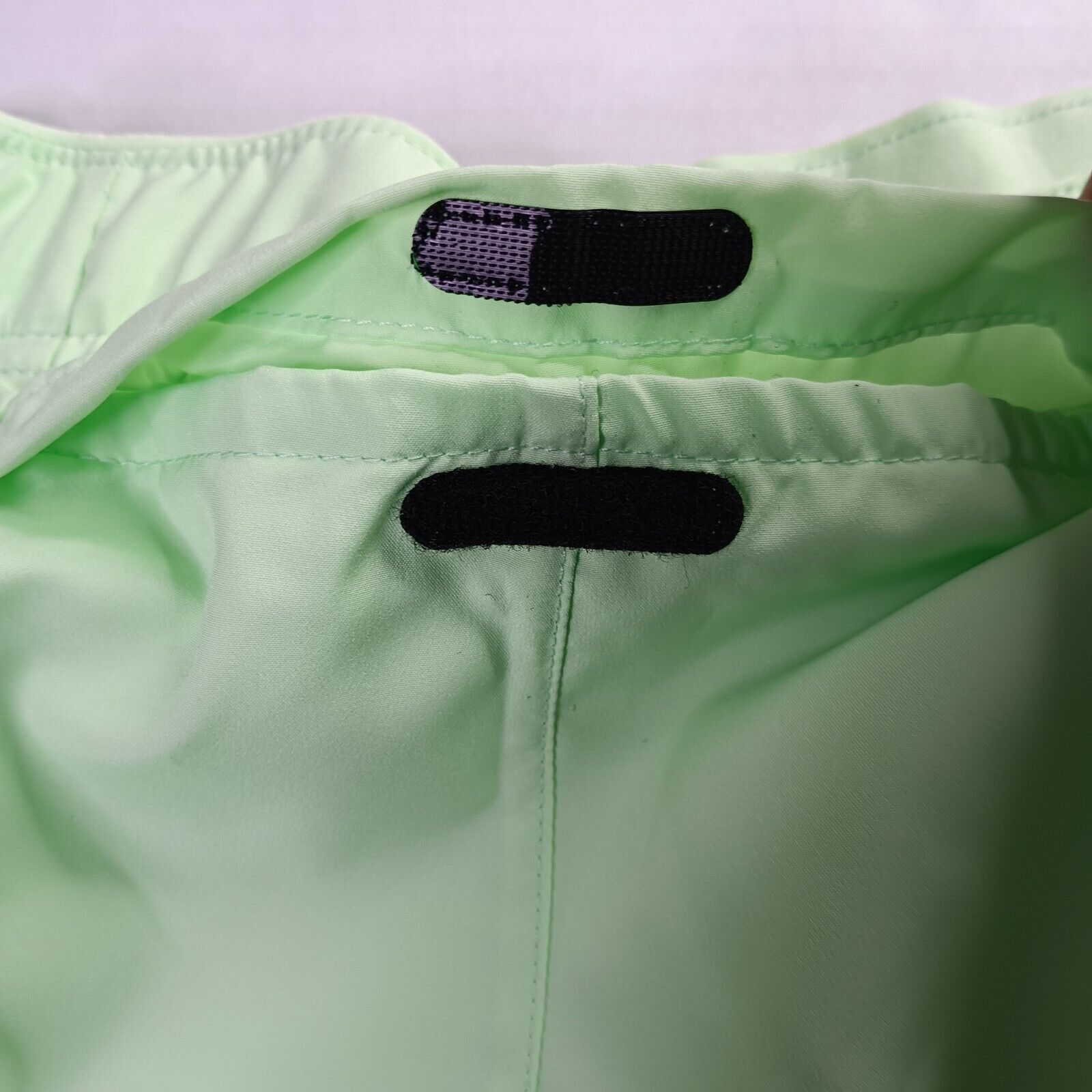 Nike Nike Challenger Running Shorts DRI-FIT Men's 2XL Vapor Green Size US 40 / EU 56 - 7 Thumbnail