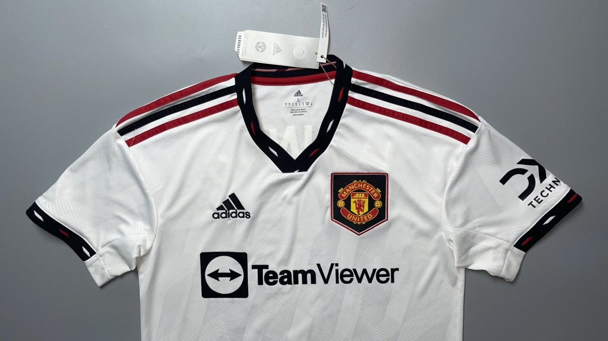 Adidas MAN UNITED ADIDAS 2022/2023 SOCCER AWAY JERSEY #93 MAINOO Size US S / EU 44-46 / 1 - 3 Thumbnail