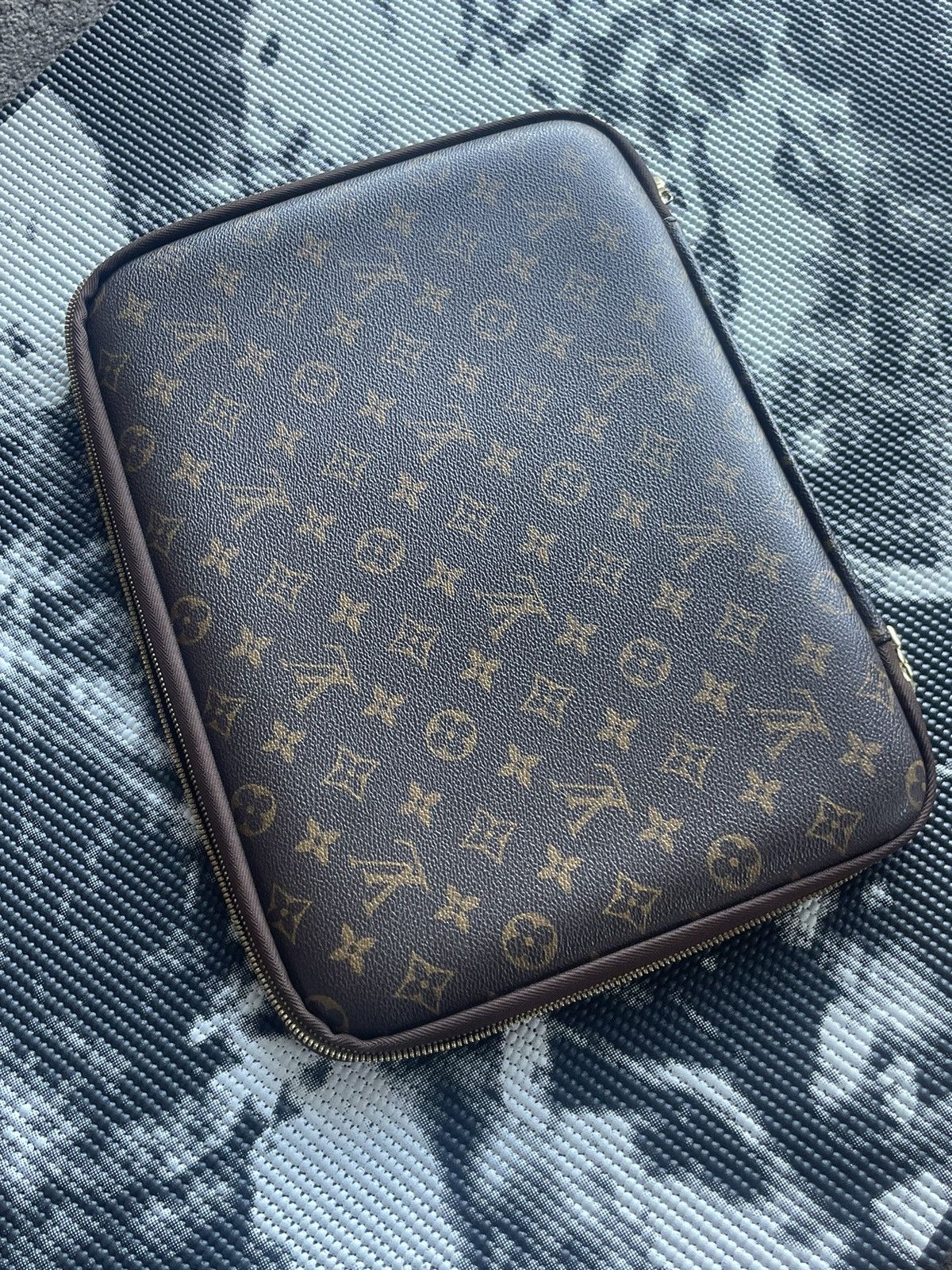 Louis Vuitton LV laptop monogram case Size ONE SIZE - 11 Thumbnail
