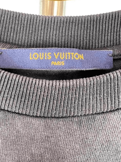 Louis Vuitton Louis Vuitton Short-sleeve T-shirt Size US S / EU 44-46 / 1 - 3 Thumbnail