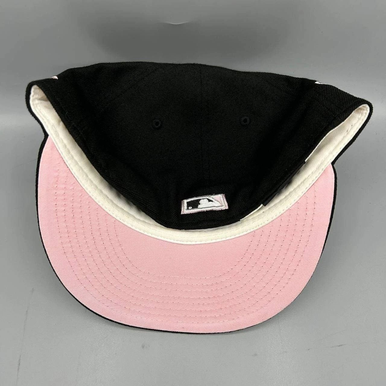 New Era Los Angeles LA Dodgers Hat Men 7 3/8 Black Pink MLB Fitted Size ONE SIZE - 8 Thumbnail