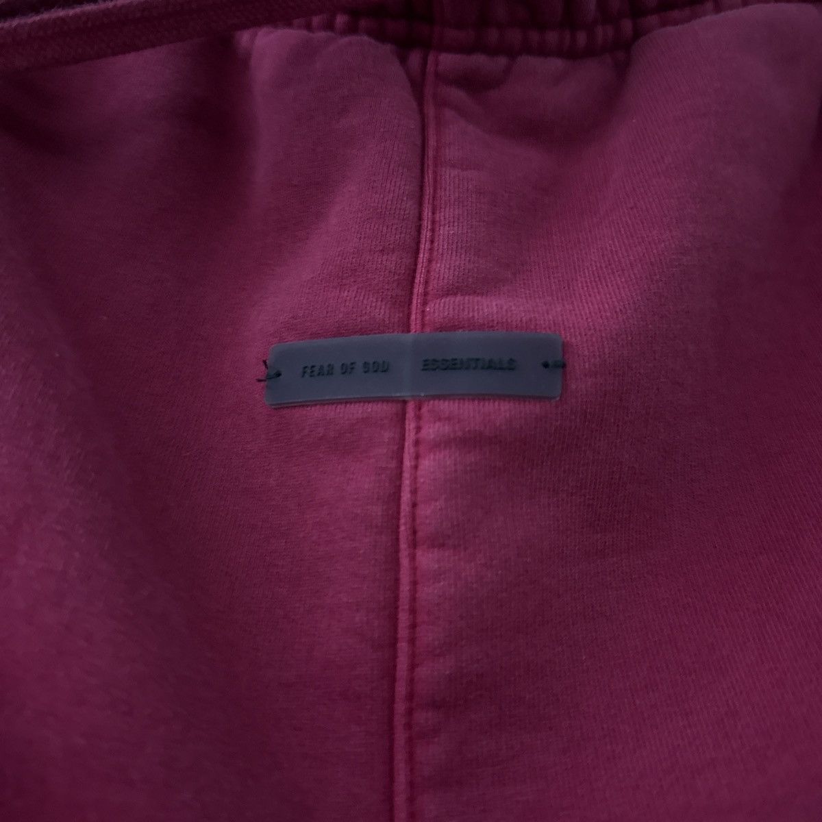 Essentials Essentials Fear of God Crimson Sweatpants Size US 30 / EU 46 - 3 Thumbnail