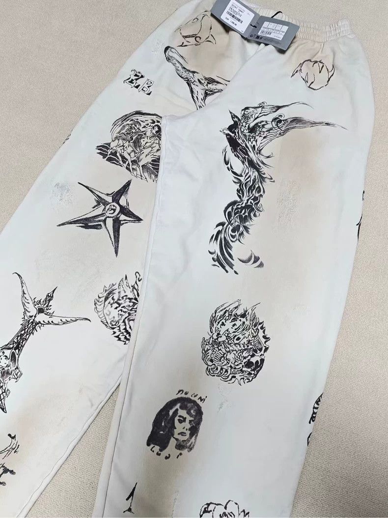 Balenciaga Balenciaga size xs 24 Summer Mud Dye Tattoo Sketch Graffiti Size US 26 / EU 42 - 4 Thumbnail