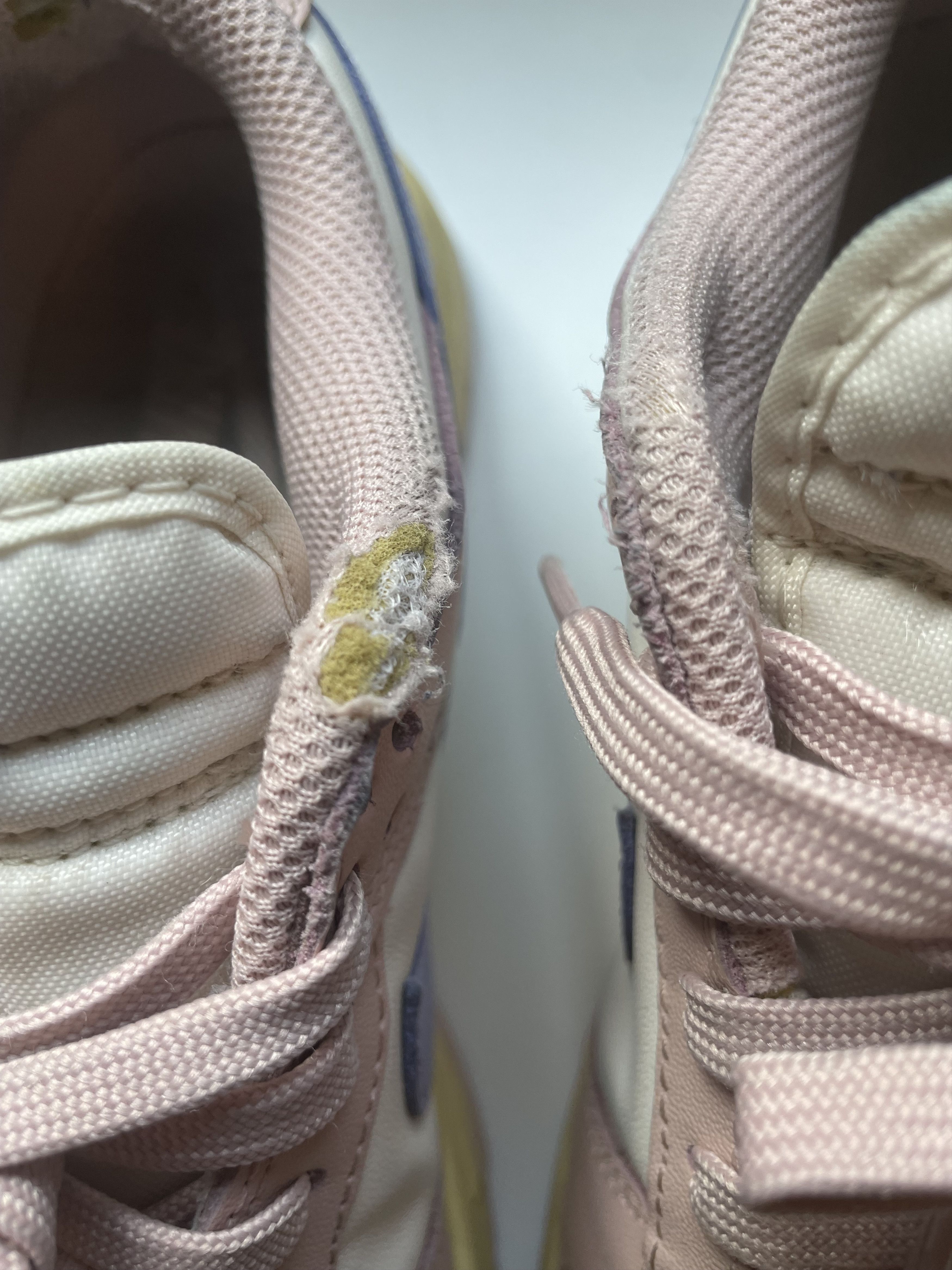 Jordan Brand WMNS Dunk Low Pink Oxford Size US 8.5 / IT 38.5 - 2 Thumbnail