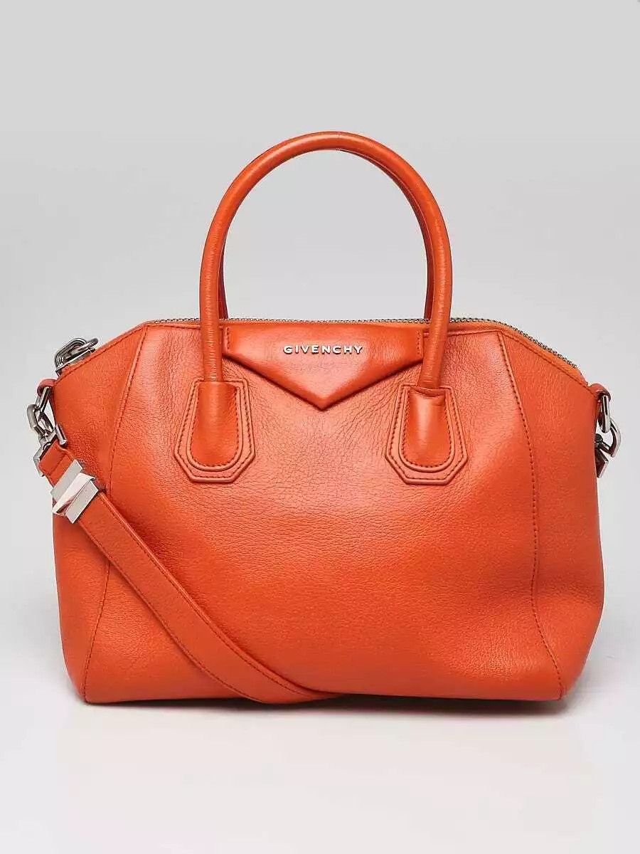 Givenchy o1loc1c0824 Size: OS / Shoulder Bag in Red Size ONE SIZE - 1 Thumbnail