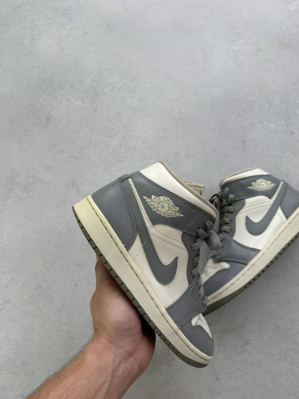 Nike Nike Air Jordan 1 Mid Stealth Grey White Retro Sneakers Size US 8.5 / IT 38.5 - 2 Thumbnail