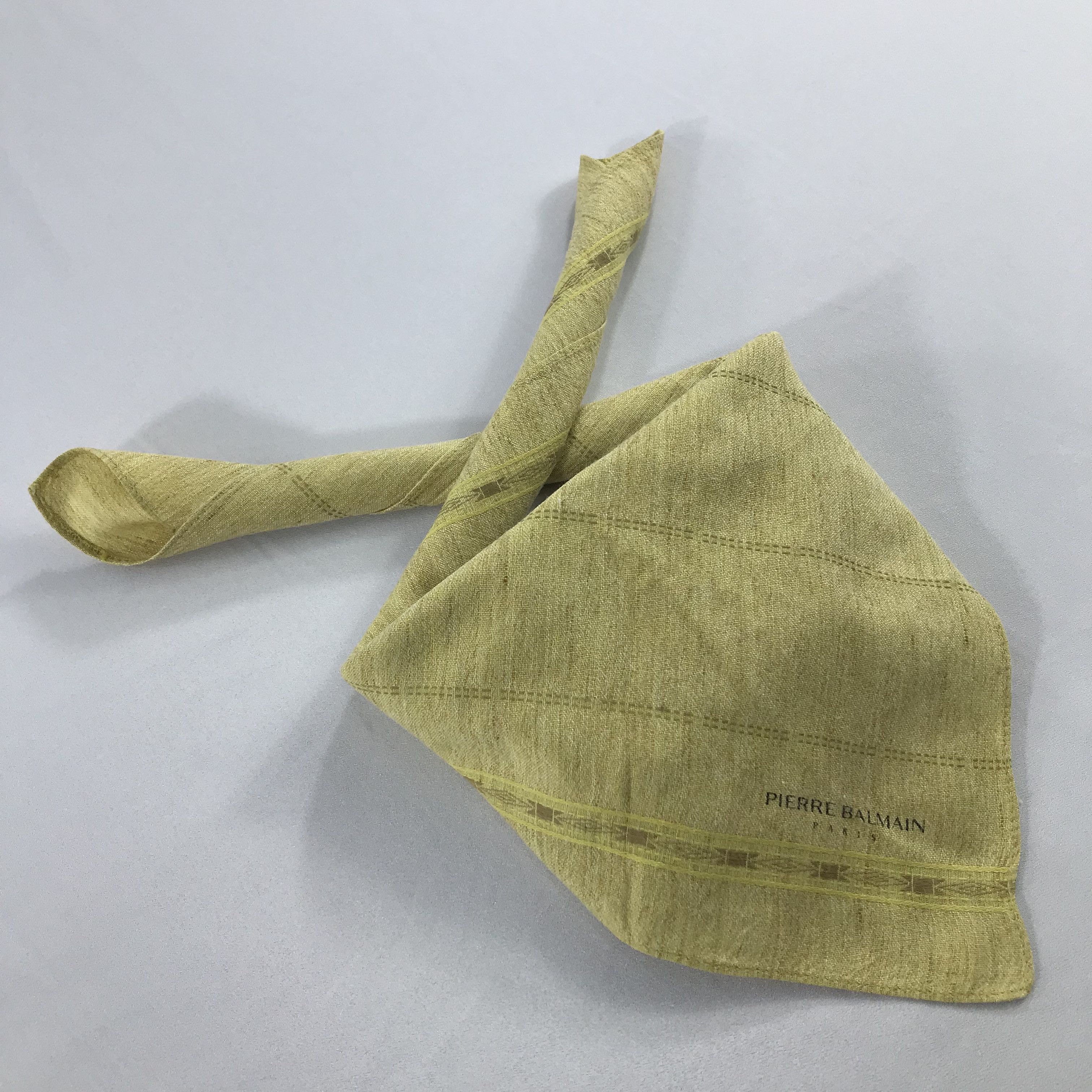 Pierre Balmain × Vintage Pierre Balmain Bandana / Handkerchief / Neckerchief - S2325 Size ONE SIZE - 4 Thumbnail