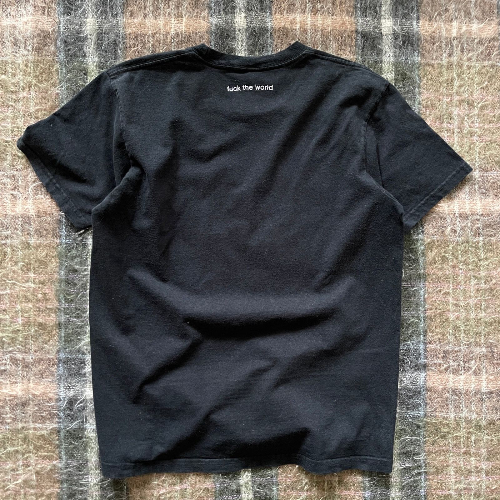 Supreme Supreme SS18 Fuck The World Tee Size US M / EU 48-50 / 2 - 1 Thumbnail