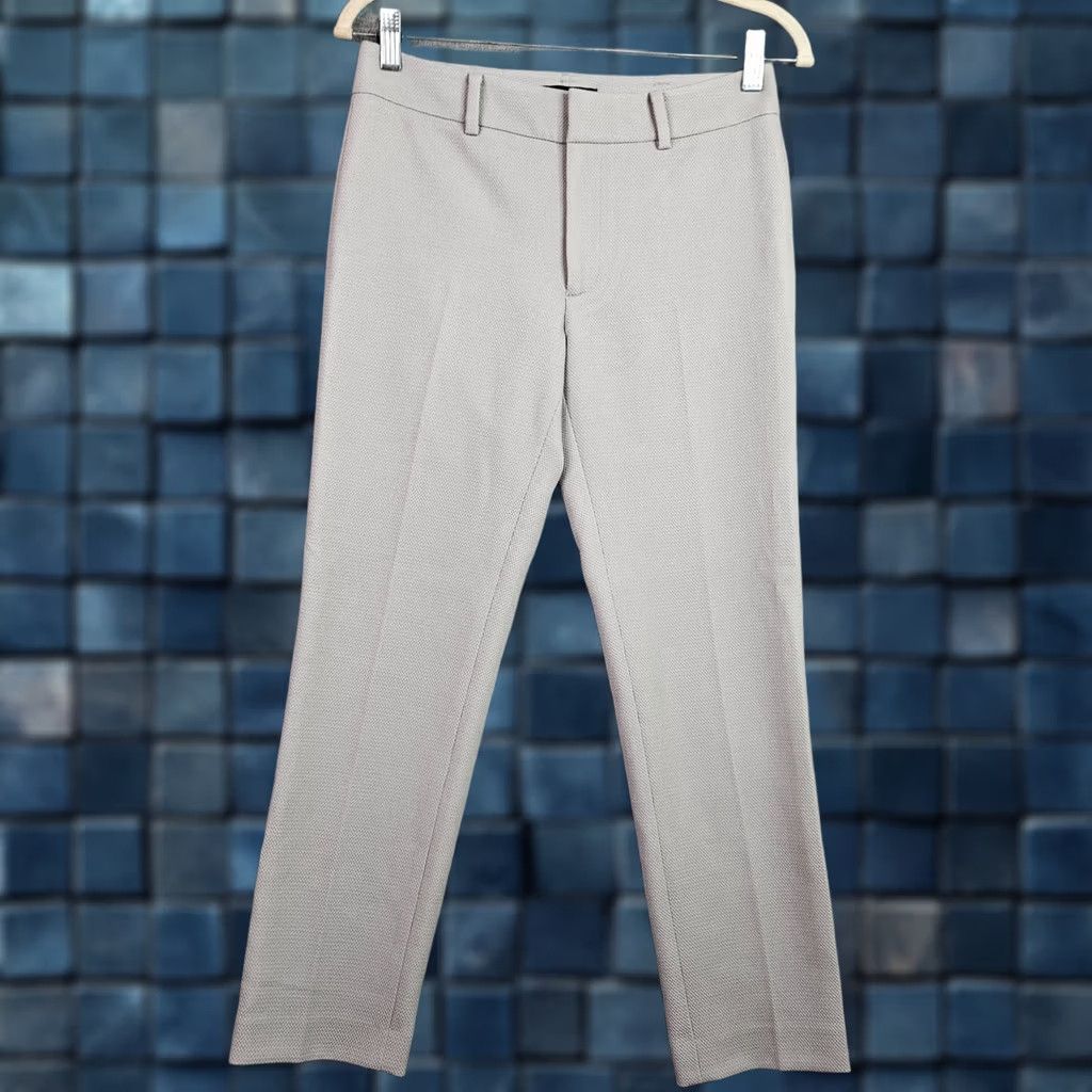 Club Monaco Club Monaco Pants Women Size 2 Light Grey Slim Straight Casual Minimalist Size 26" / US 2 / IT 38 - 1 Thumbnail