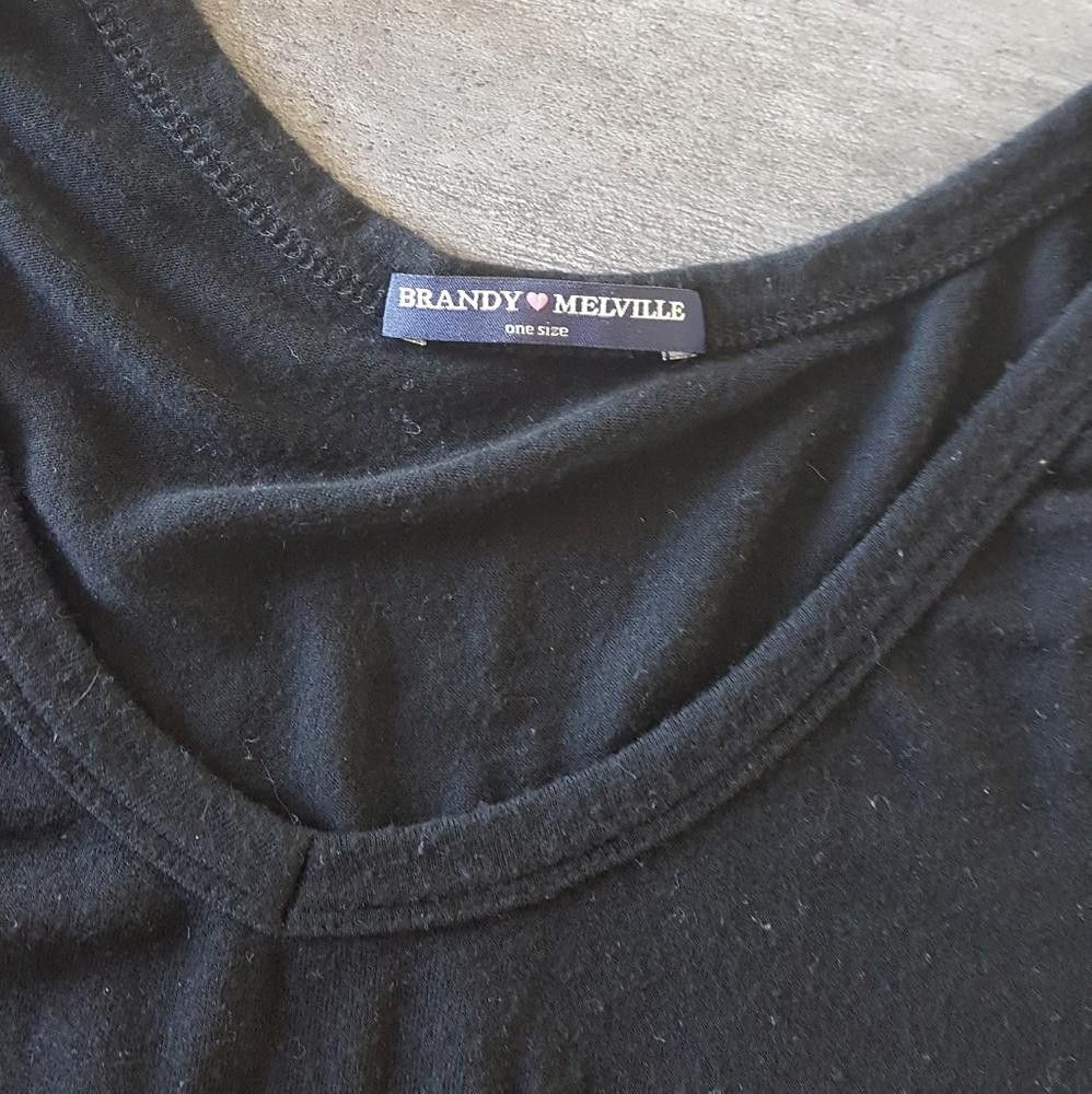 Designer Black Basic Melville Short Sleeve Vneck Size ONE SIZE - 3 Thumbnail