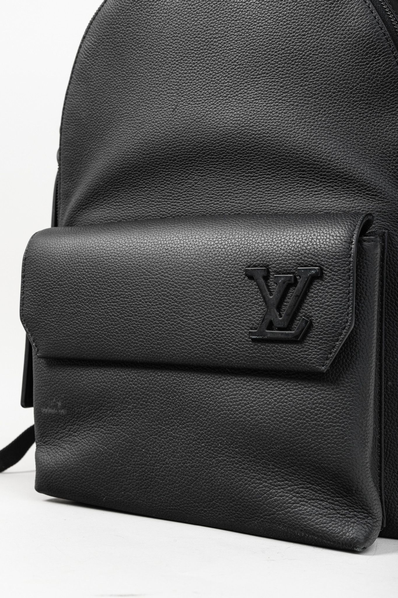 Louis Vuitton Louis Vuitton Takeoff Black Leather LV Monogram Backpack Size ONE SIZE - 10 Thumbnail