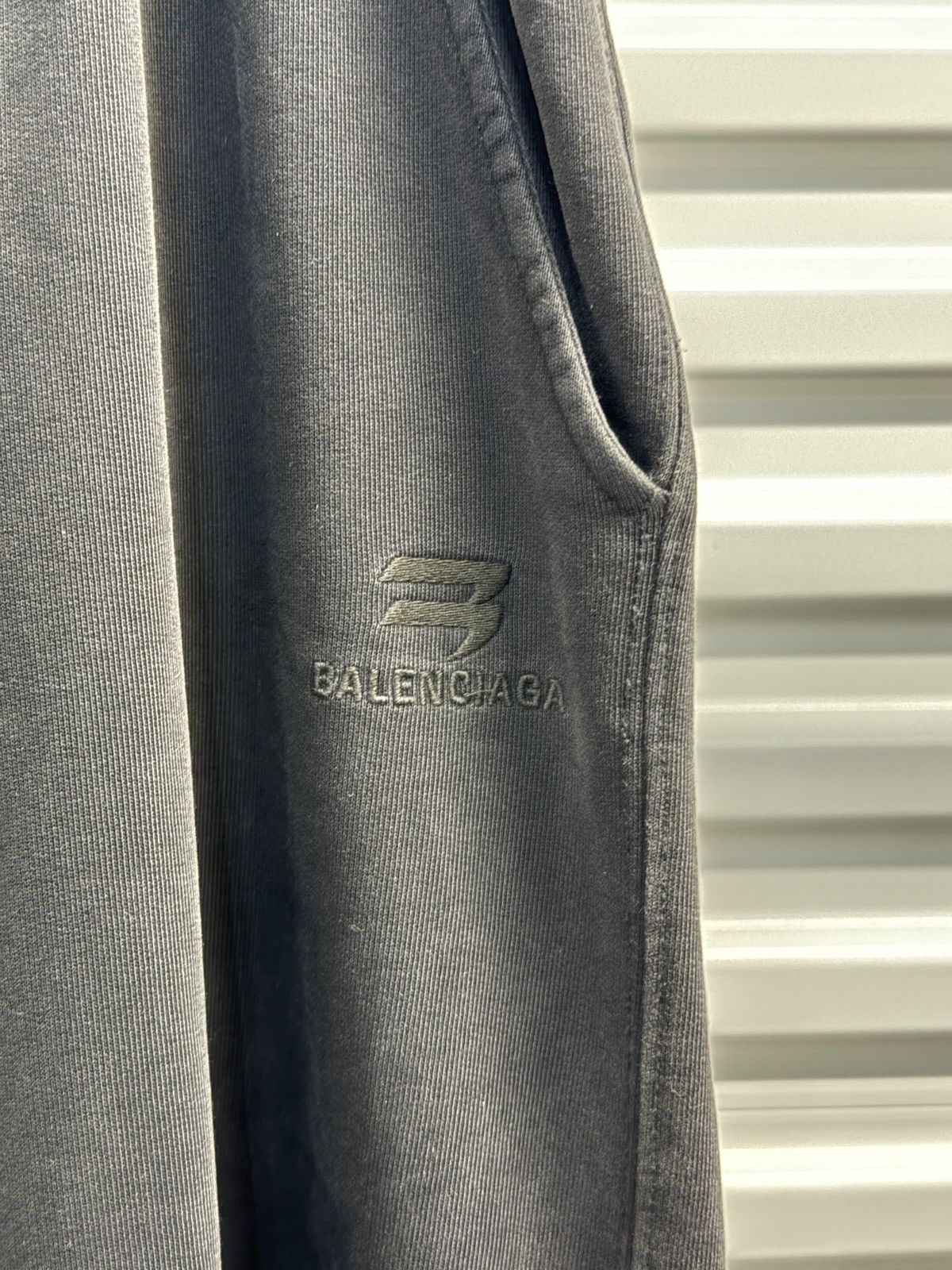 Balenciaga Balenciaga Sporty B Baggy Sweatpants Size US 34 / EU 50 - 3 Thumbnail