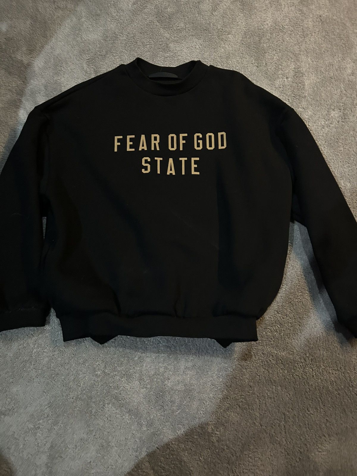 Fear of God Essentials Black Crewneck sweatshirt
