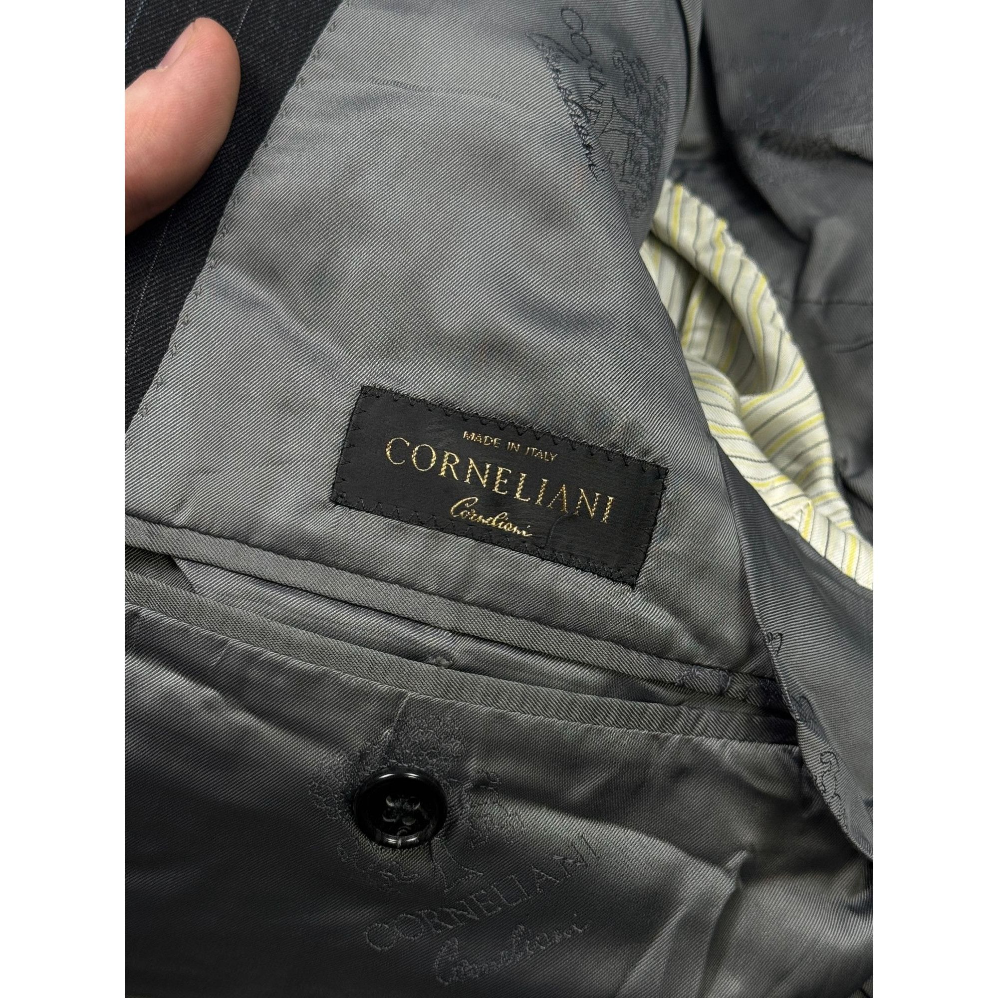 Corneliani Corneliani 120’S Extrafine Merino’s Wool Suit (Y1273) Size 44L - 7 Thumbnail