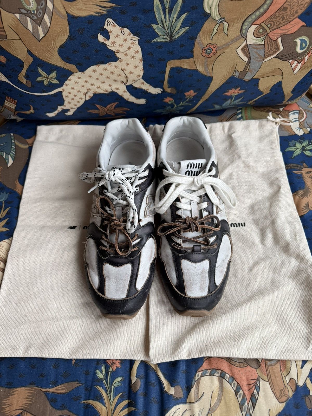 Miu Miu × New Balance Black and White Miu Miu x New Balance 530 SL Size US 10 / IT 40 - 1 Thumbnail
