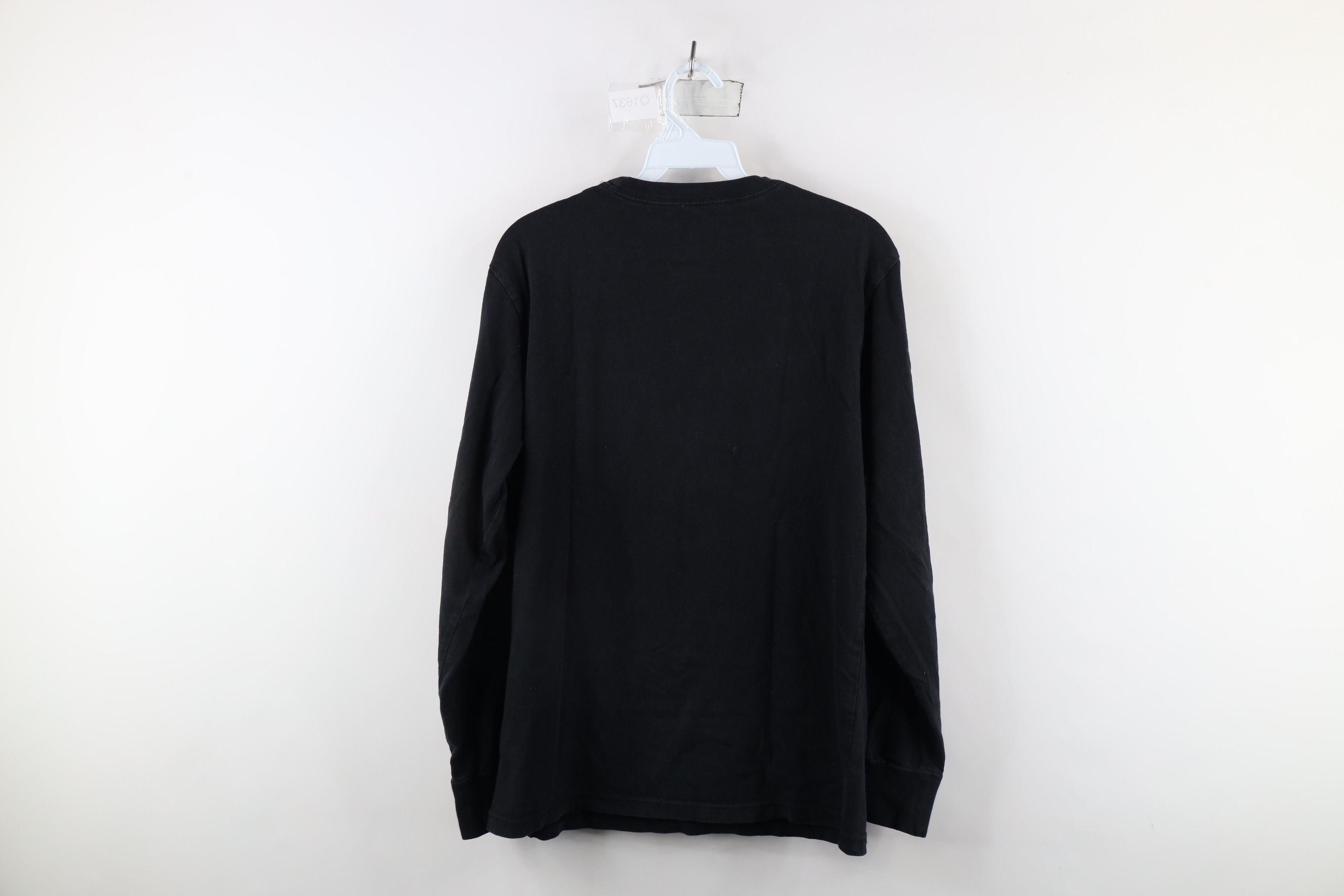 Vintage Vintage DC Shoes Skateboarding Spell Out Long Sleeve T-Shirt Size US M / EU 48-50 / 2 - 12 Thumbnail