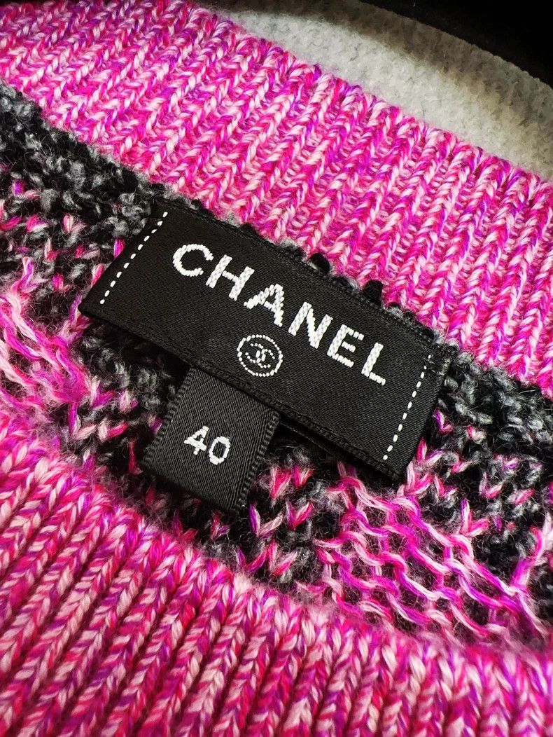 Chanel Chanel 22k purple and gray plaid sleeveless knitted vest Size S / US 4 / IT 40 - 5 Thumbnail