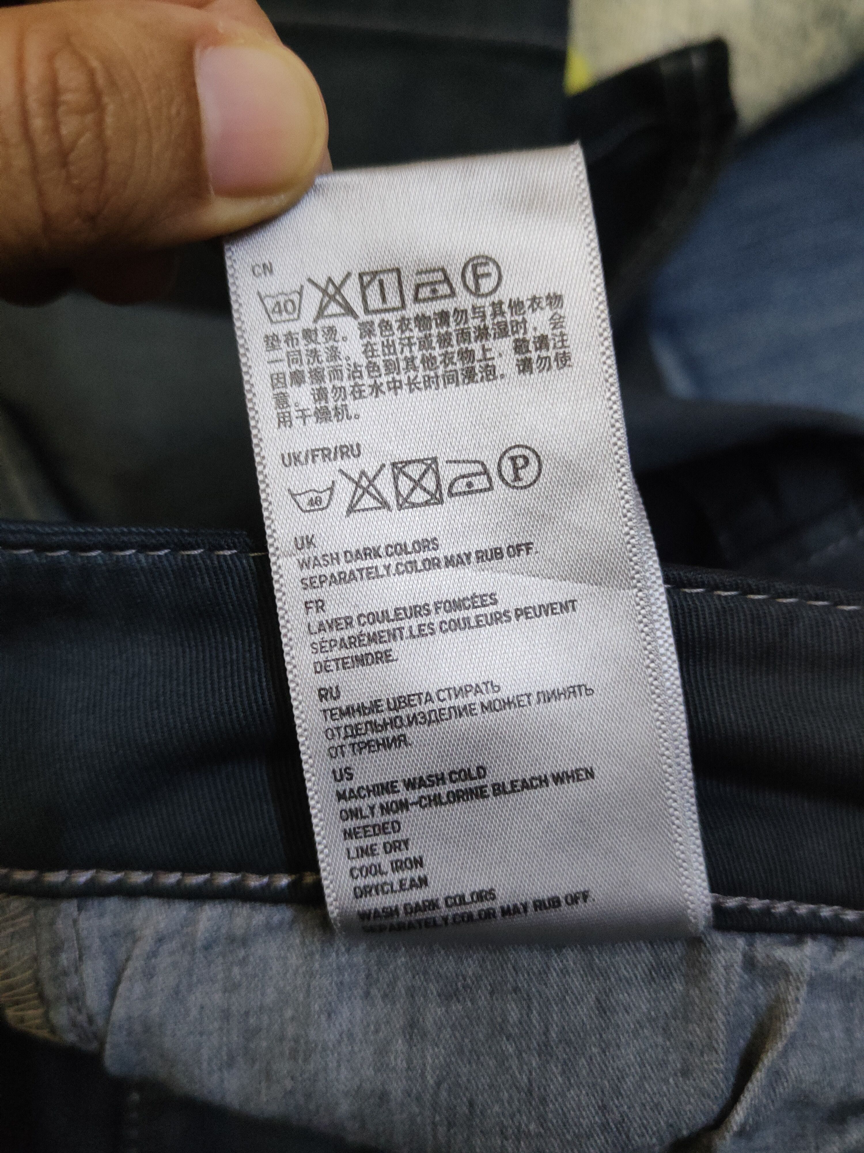 Japanese Brand DL Uniqlo Black Multipocket Cargo Pants #46-626 Size 30" / US 8 / IT 44 - 13 Thumbnail