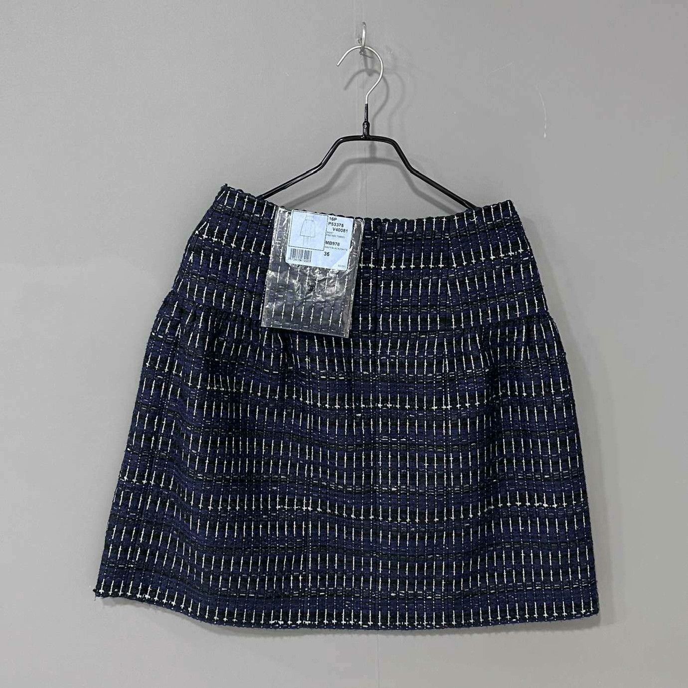 Chanel Chanel Blue Skirt 28 Women Size 28" / US 6 / IT 42 - 1 Thumbnail