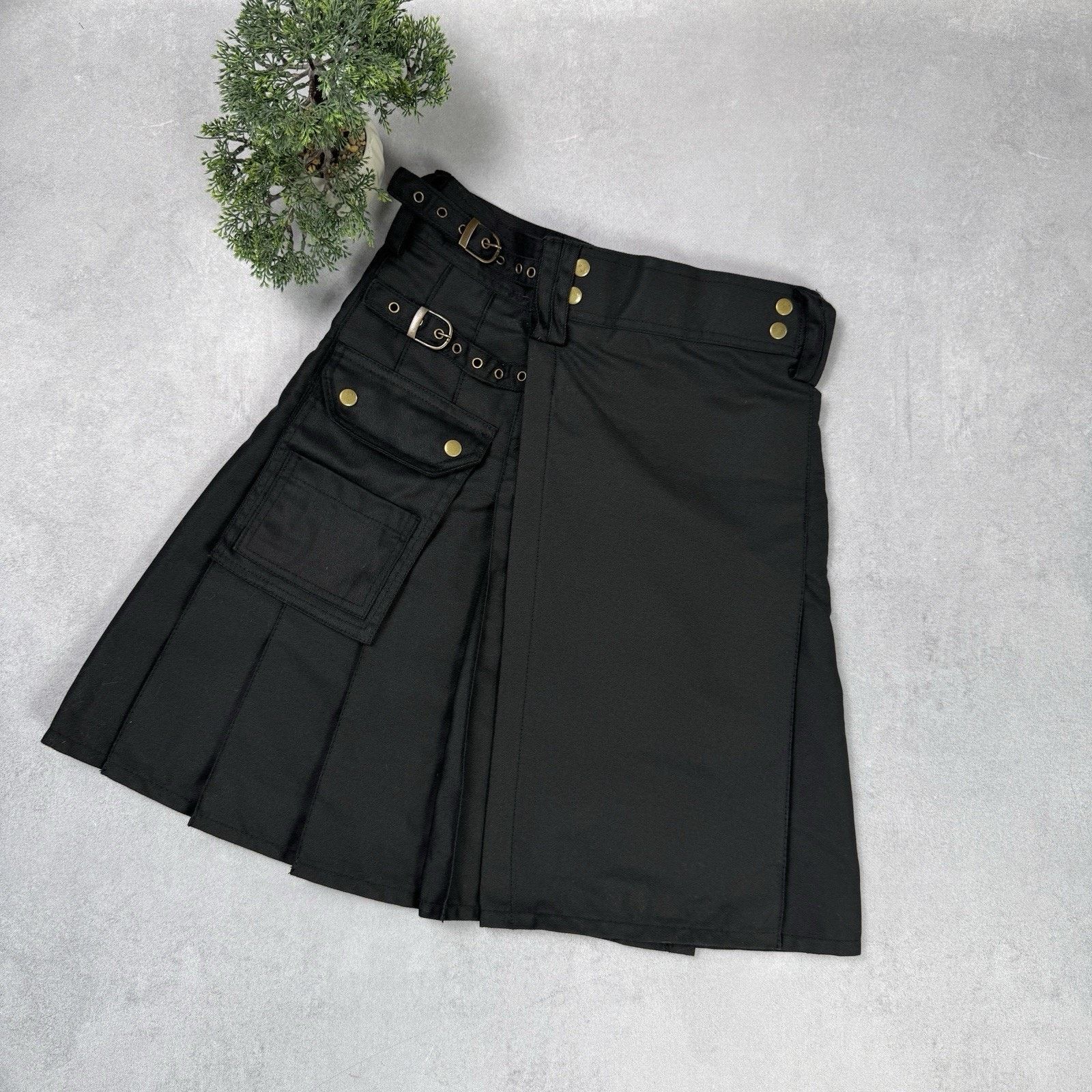 Vintage Modern Kilts Men Cargo Black Kilt Size 32 Size US 32 / EU 48 - 1 Thumbnail