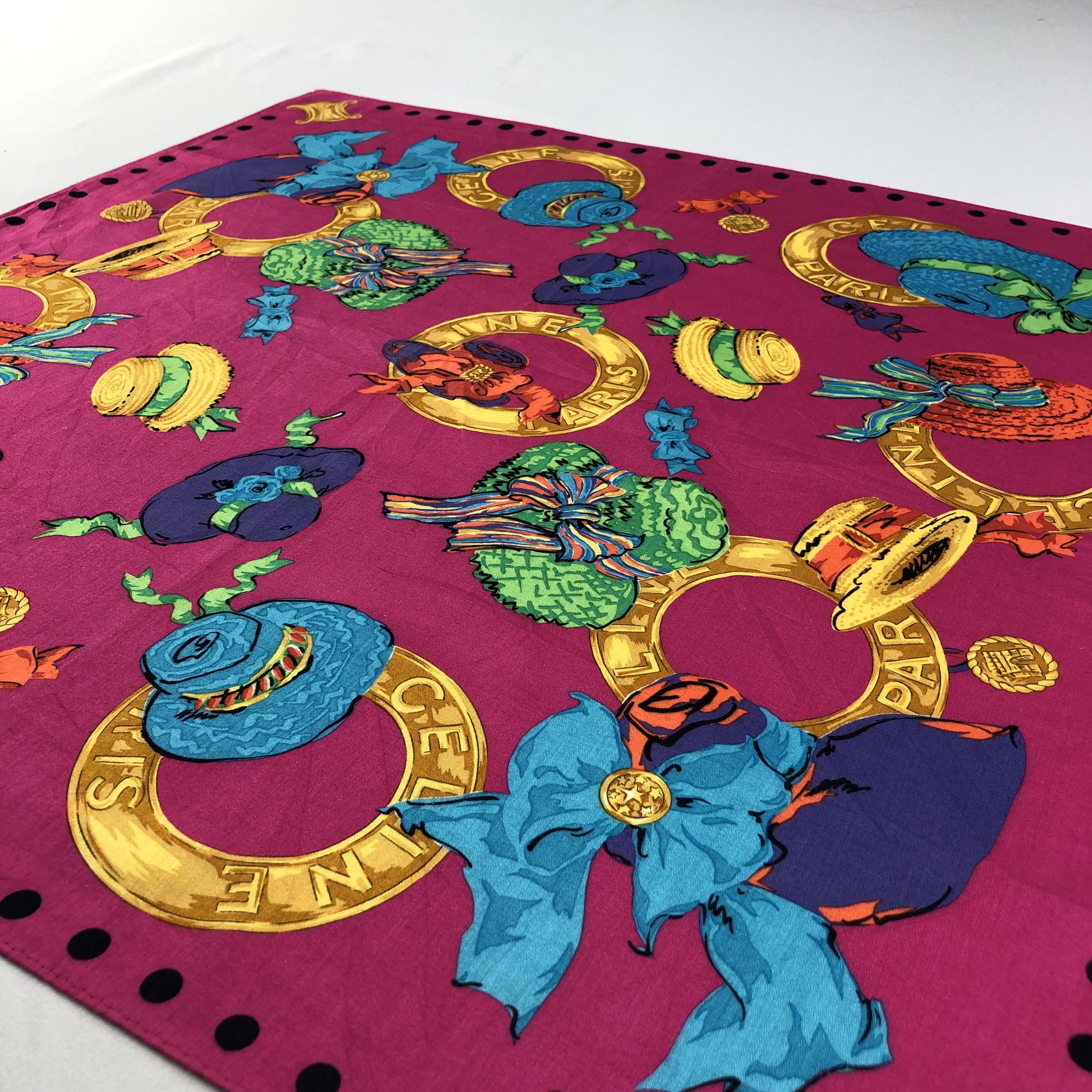 Celine Celine Handkerchief Neckerchief Bandana H2878 Size ONE SIZE - 2 Thumbnail