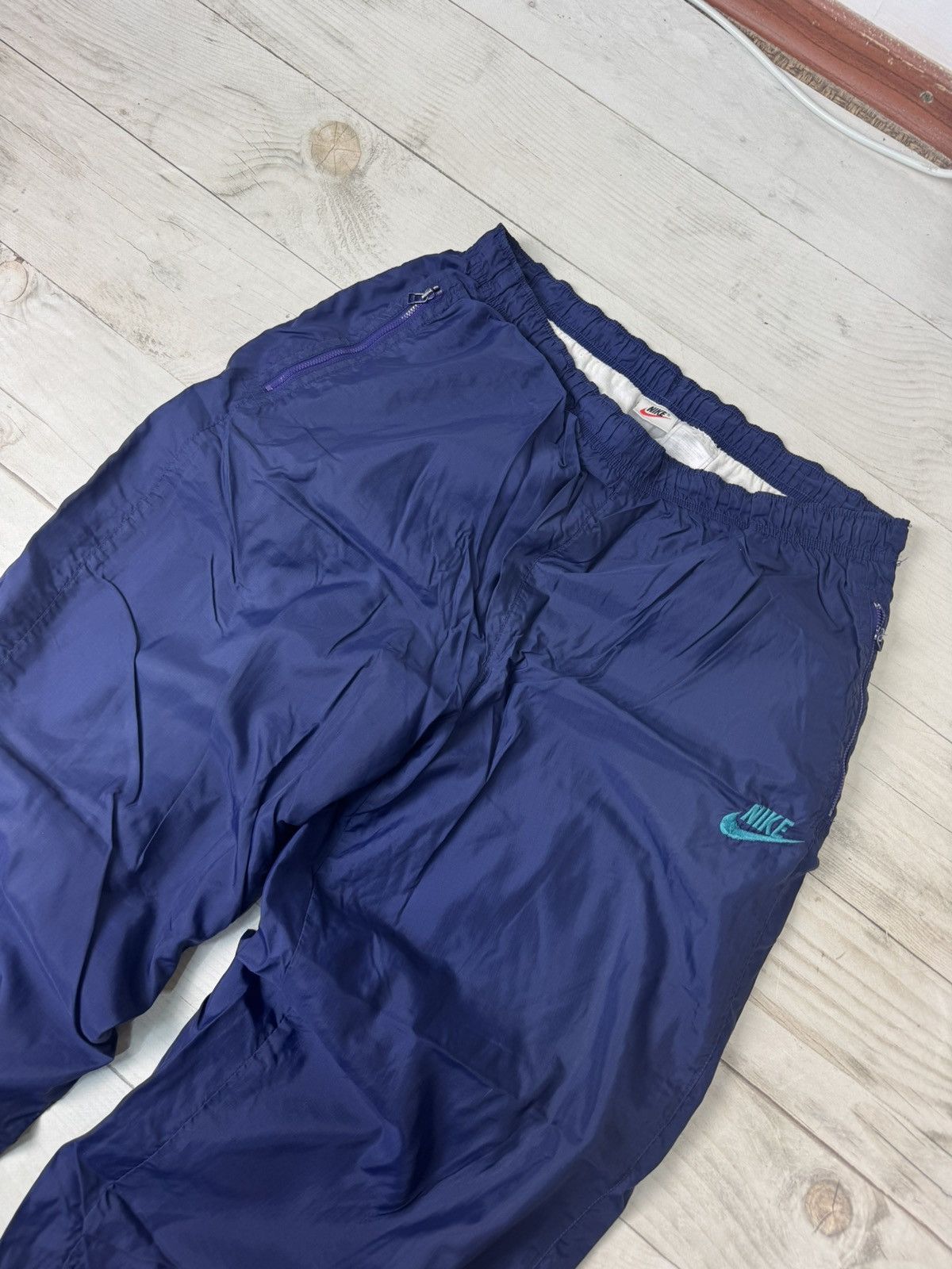 Nike Vintage Nike Nylon Pants Track 90s y2k Swoosh Size US 36 / EU 52 - 5 Thumbnail