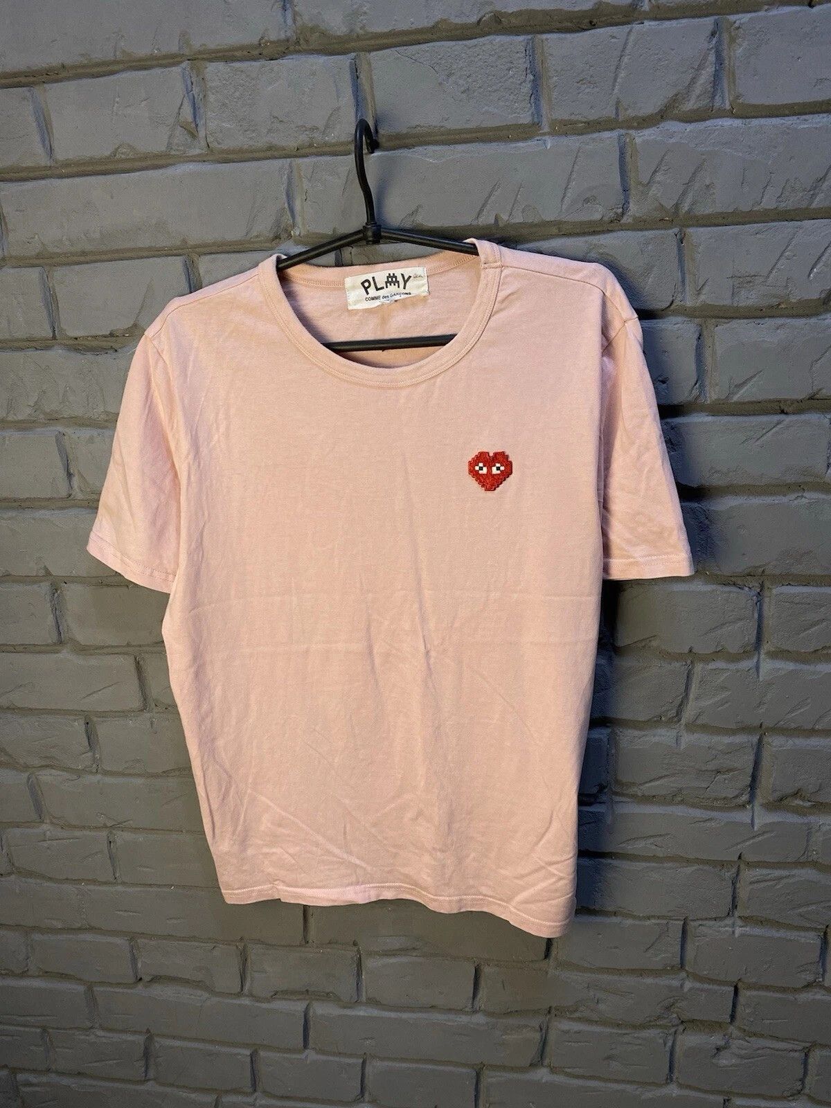 Comme des Garcons Comme de Garcons pixel logo crew neck Pink T-shirt Sz M Size US M / EU 48-50 / 2 - 1 Thumbnail